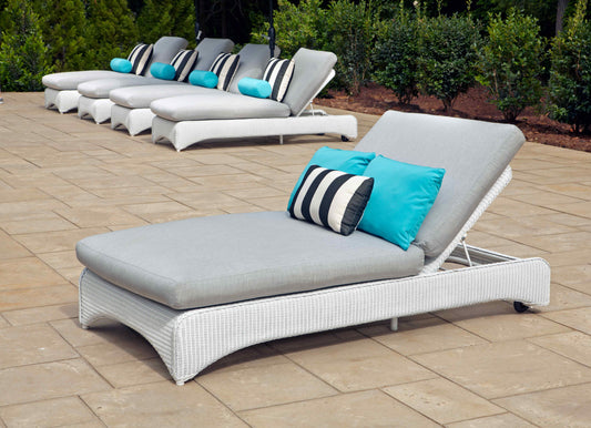 Loom Wicker Double Outdoor Chaise-Outdoor Chaises-Lloyd Flanders-LOOMLAN