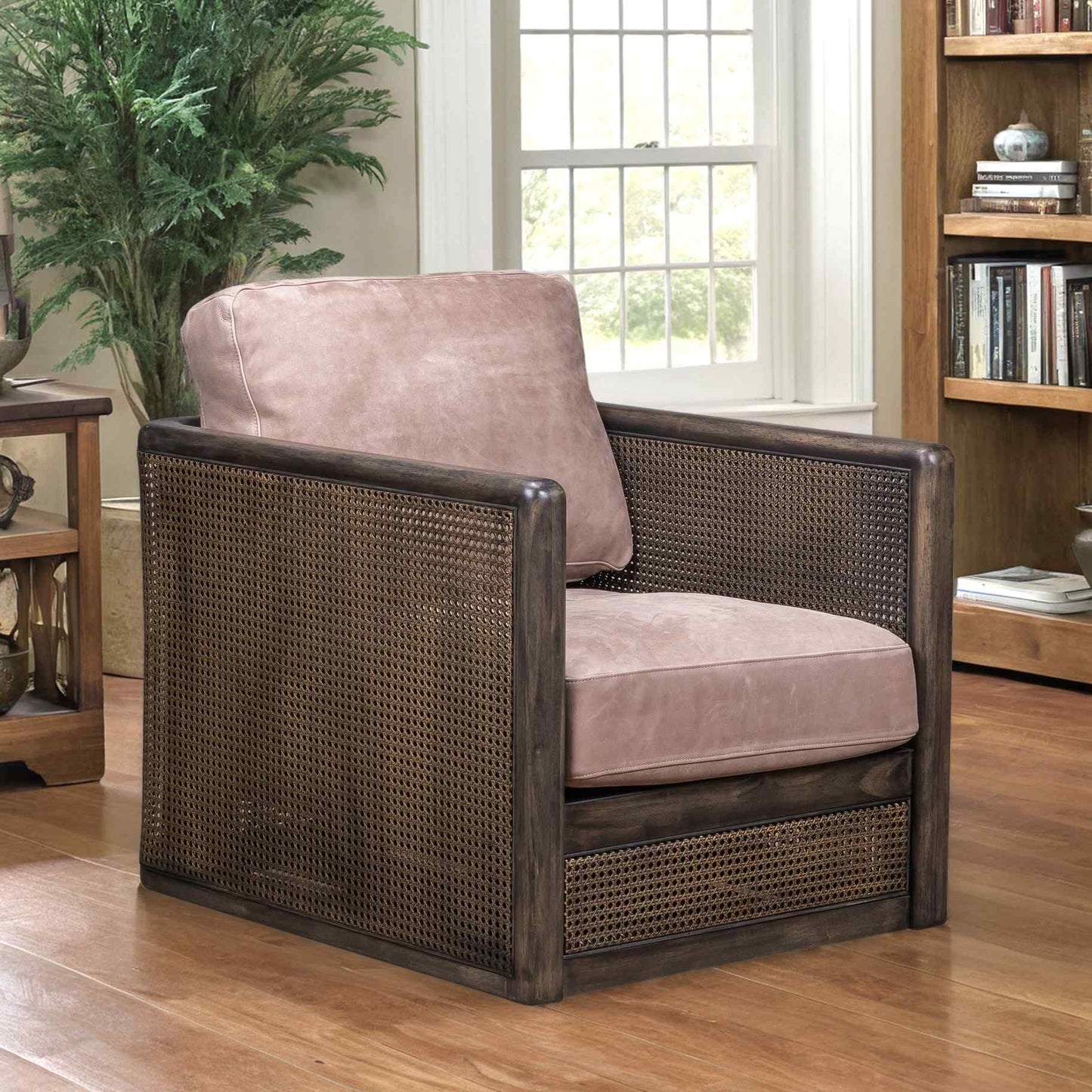 Nassau Leather Comfort Swivel Chair