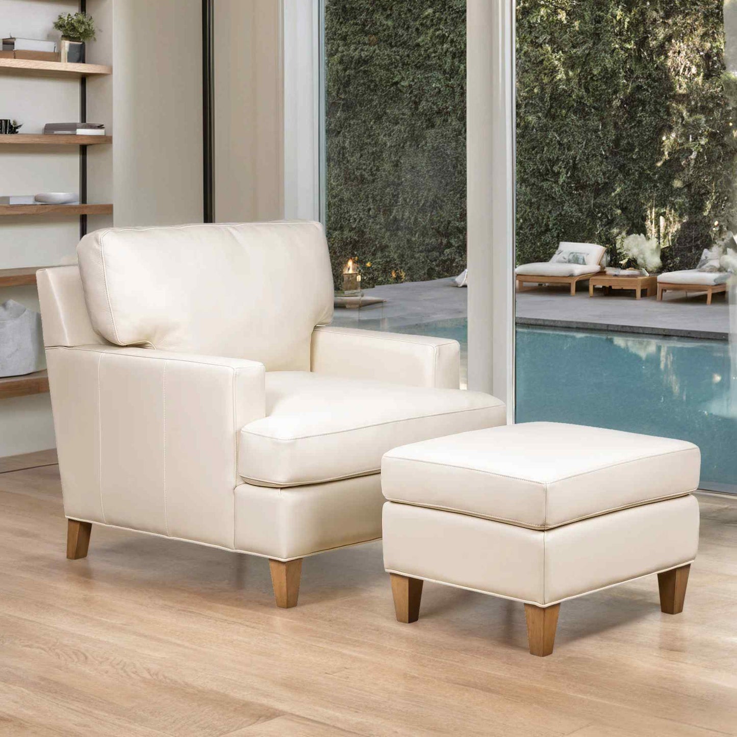 Redding Leather Ashland Pearl Chic Ottoman