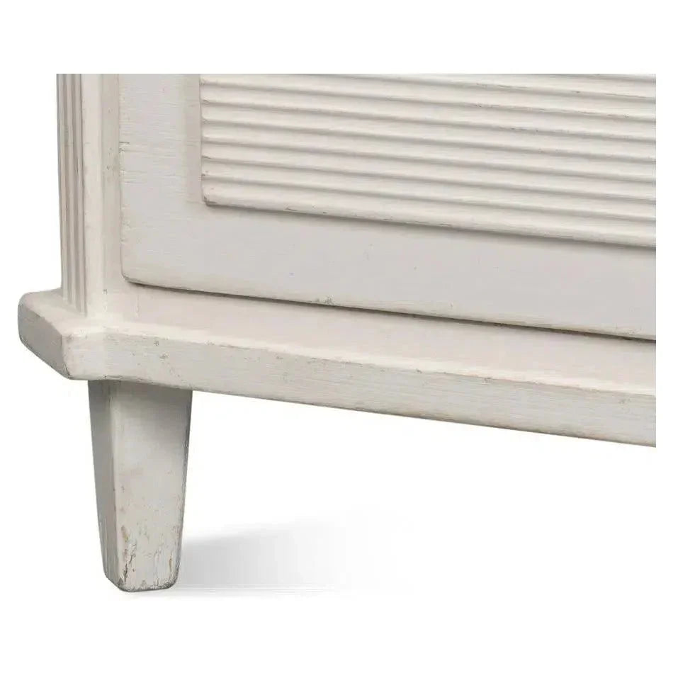 Altus Commode Antique White Three Drawers Chest - LOOMLAN - Sarreid - Chests