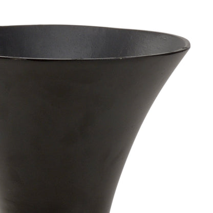 Beu 7 Trumpet Aluminum Vase