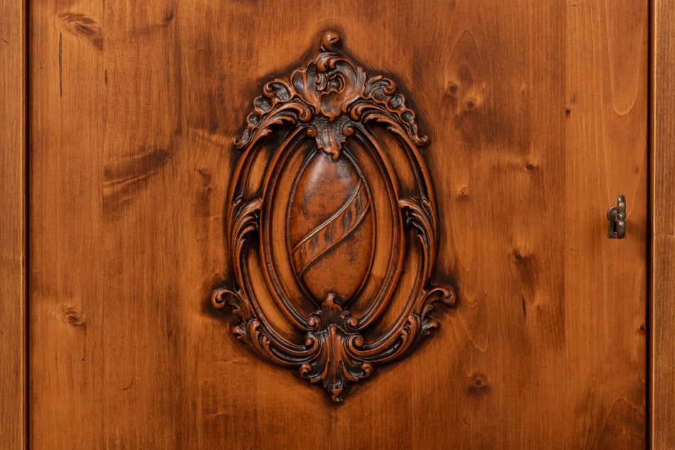 Crested Four Doors Wood Sideboard