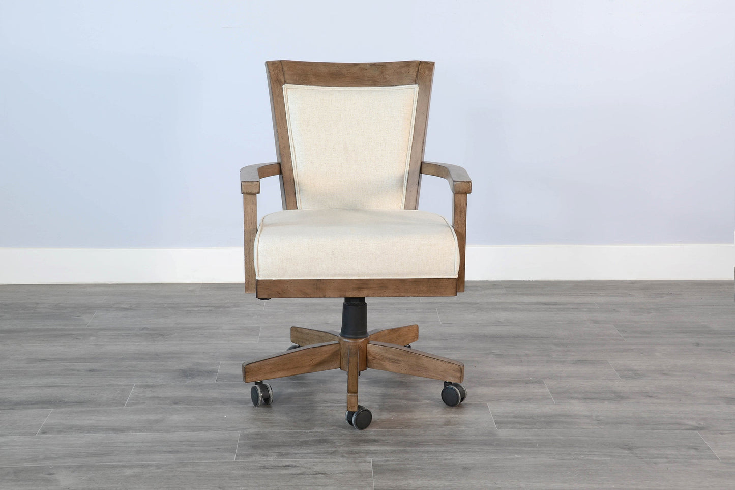 Doe Valley Swivel Game Chair with Casters