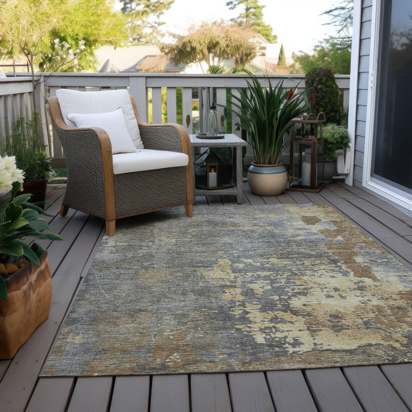 Eloril Brown Washable Indoor-Outdoor Rug