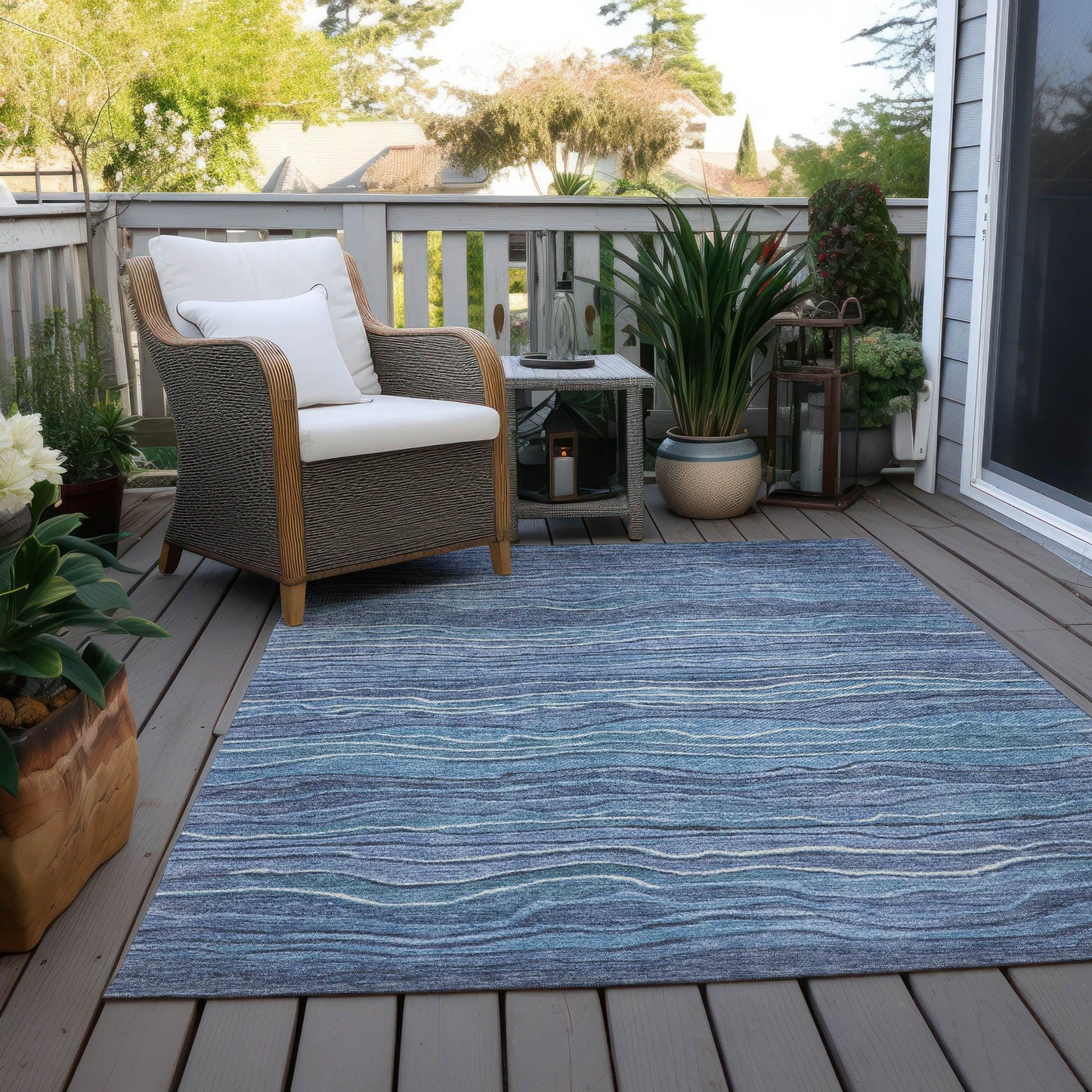 Faerain Blue Washable Indoor-Outdoor Rug