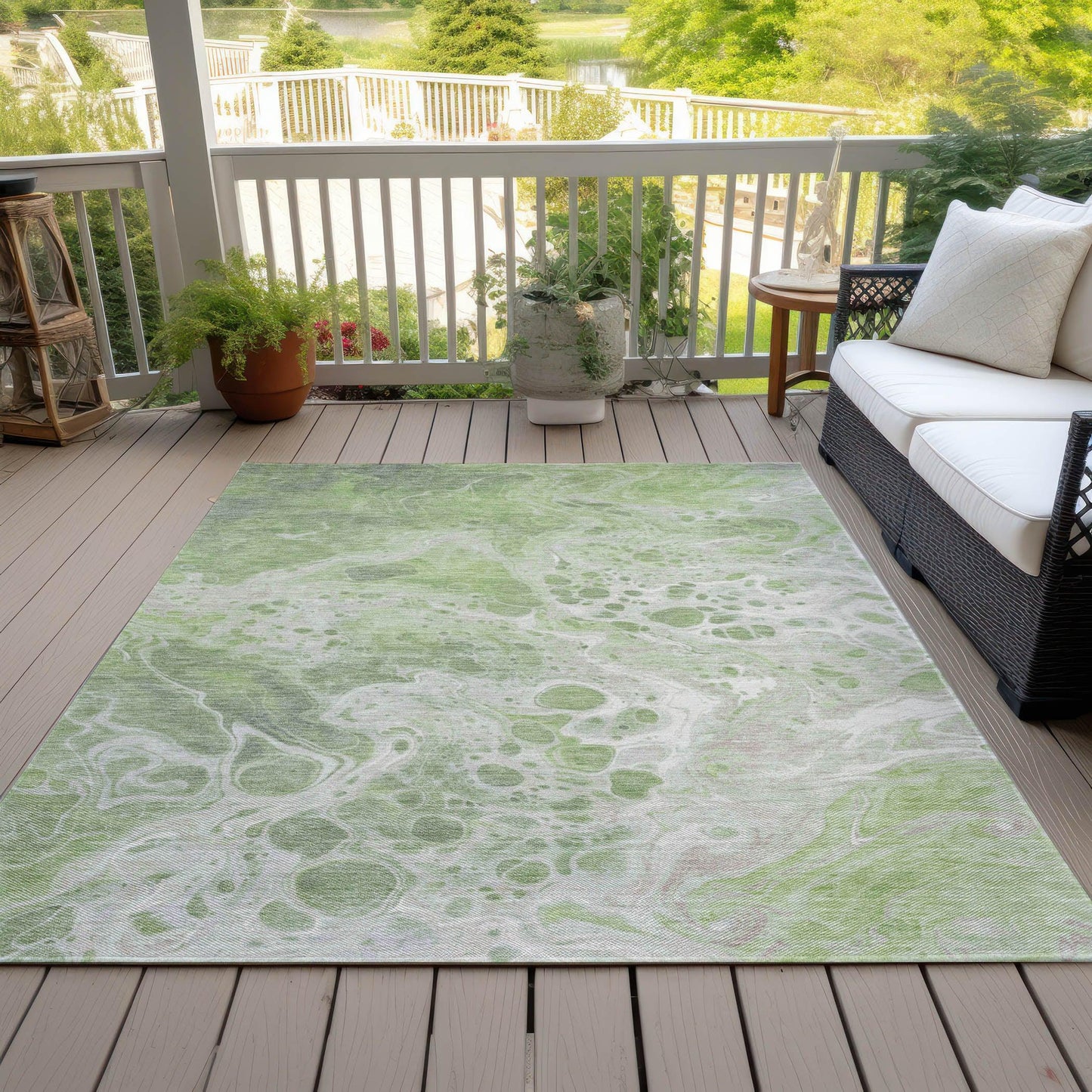 Faerara Green Washable Indoor-Outdoor Rug