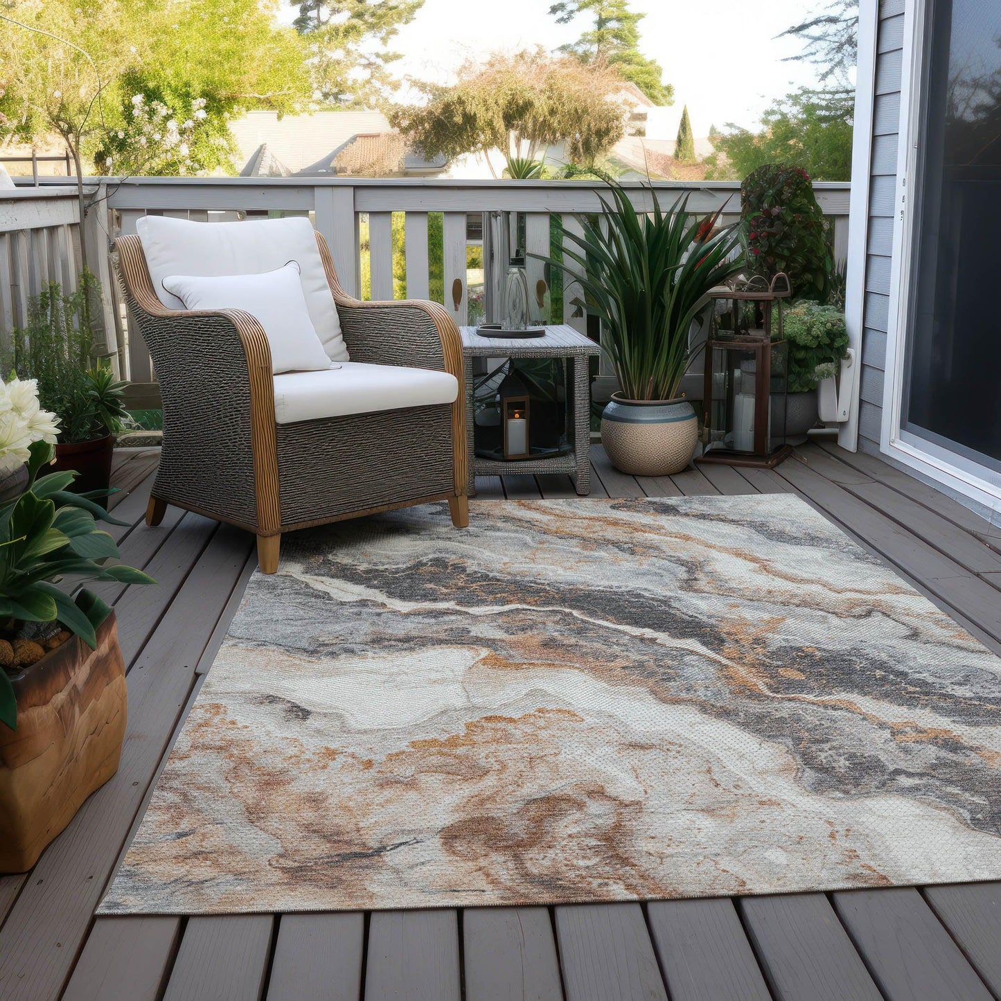 Faeriel Gray Washable Indoor-Outdoor Rug