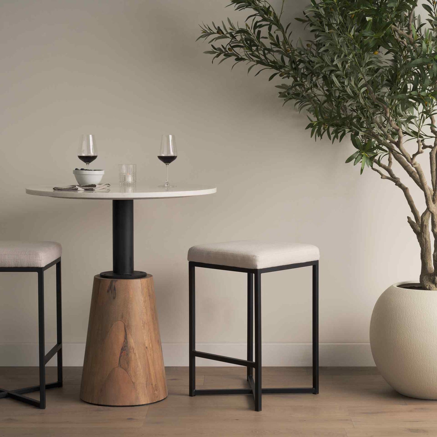 Frodo White Fabric Bar Stool