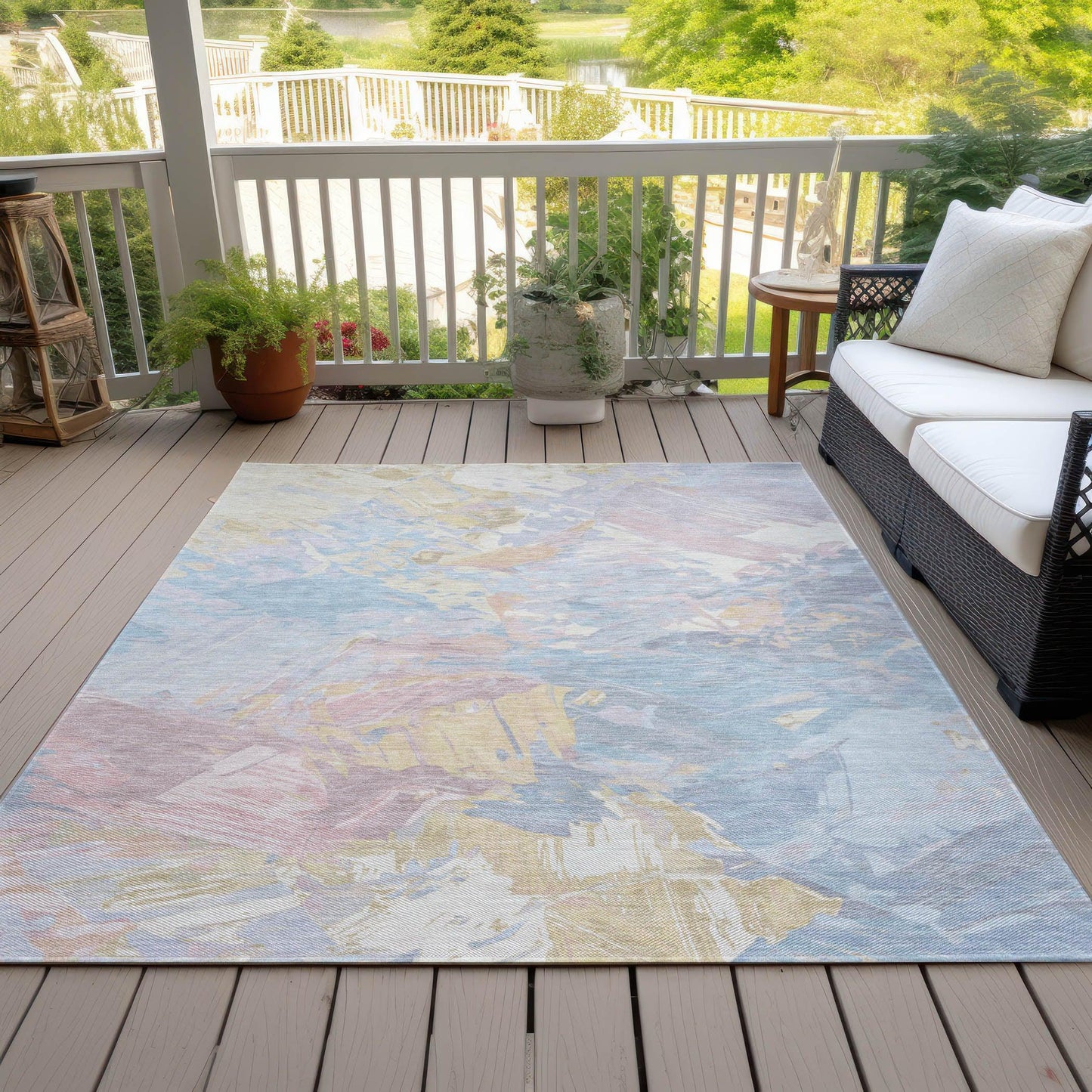 Galain Sky Washable Indoor-Outdoor Rug