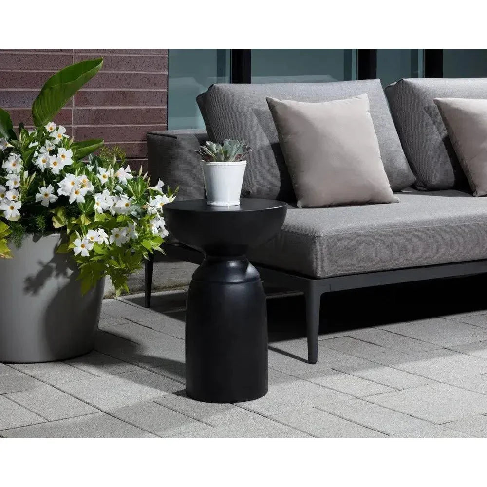 Goya Concrete Outdoor Round End Table - LOOMLAN - SUNPAN - Outdoor Side Tables