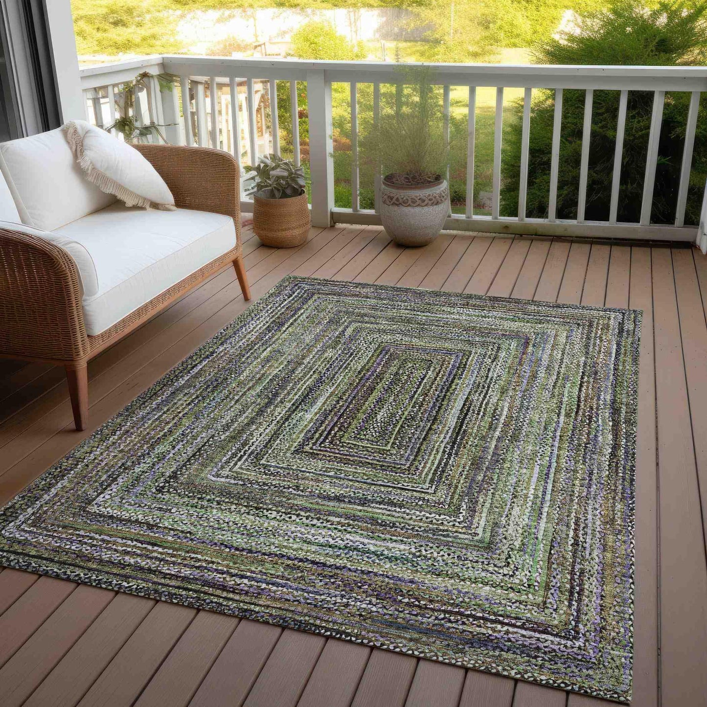 Haelanor Green Washable Indoor-Outdoor Rug