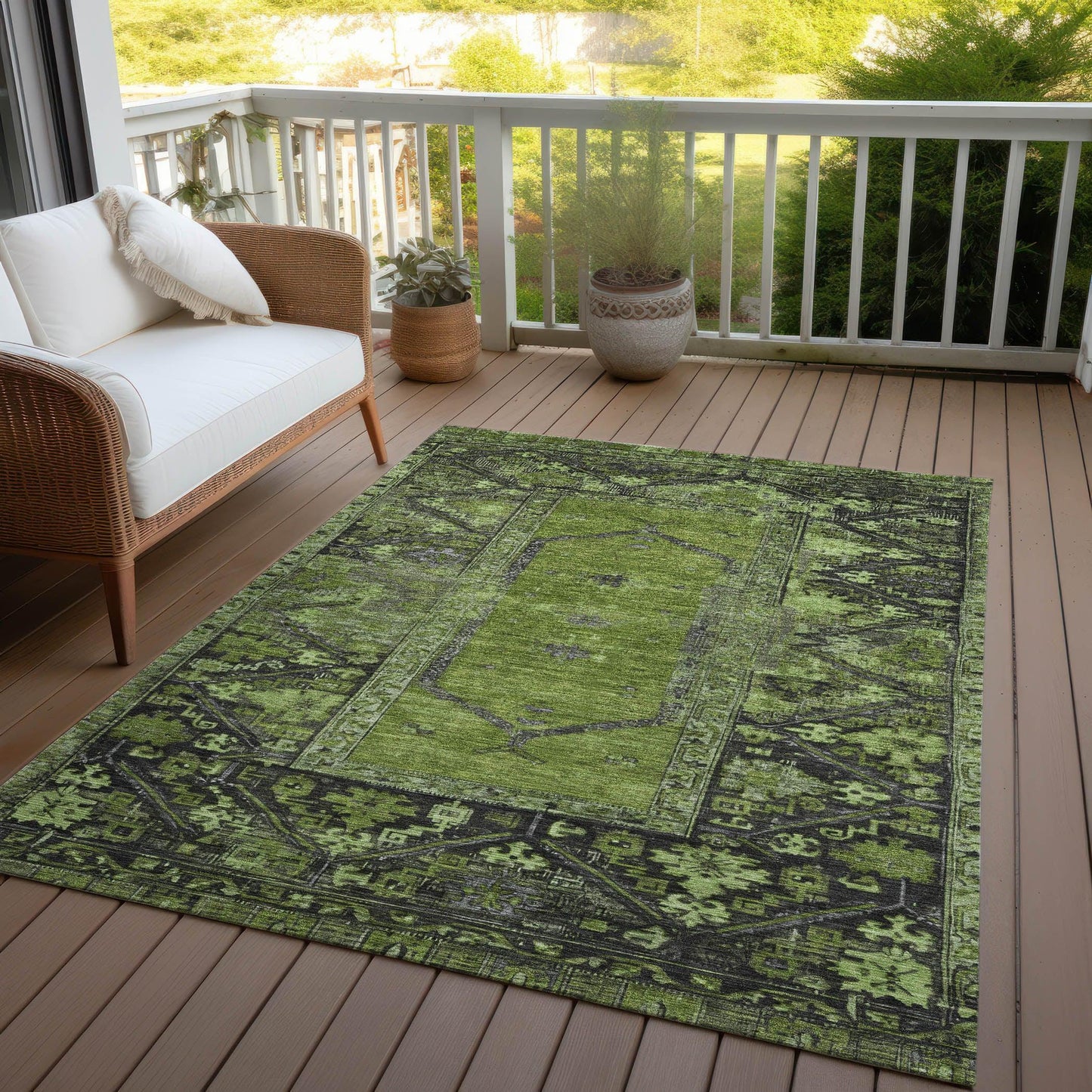 Haelaris Green Washable Indoor-Outdoor Rug