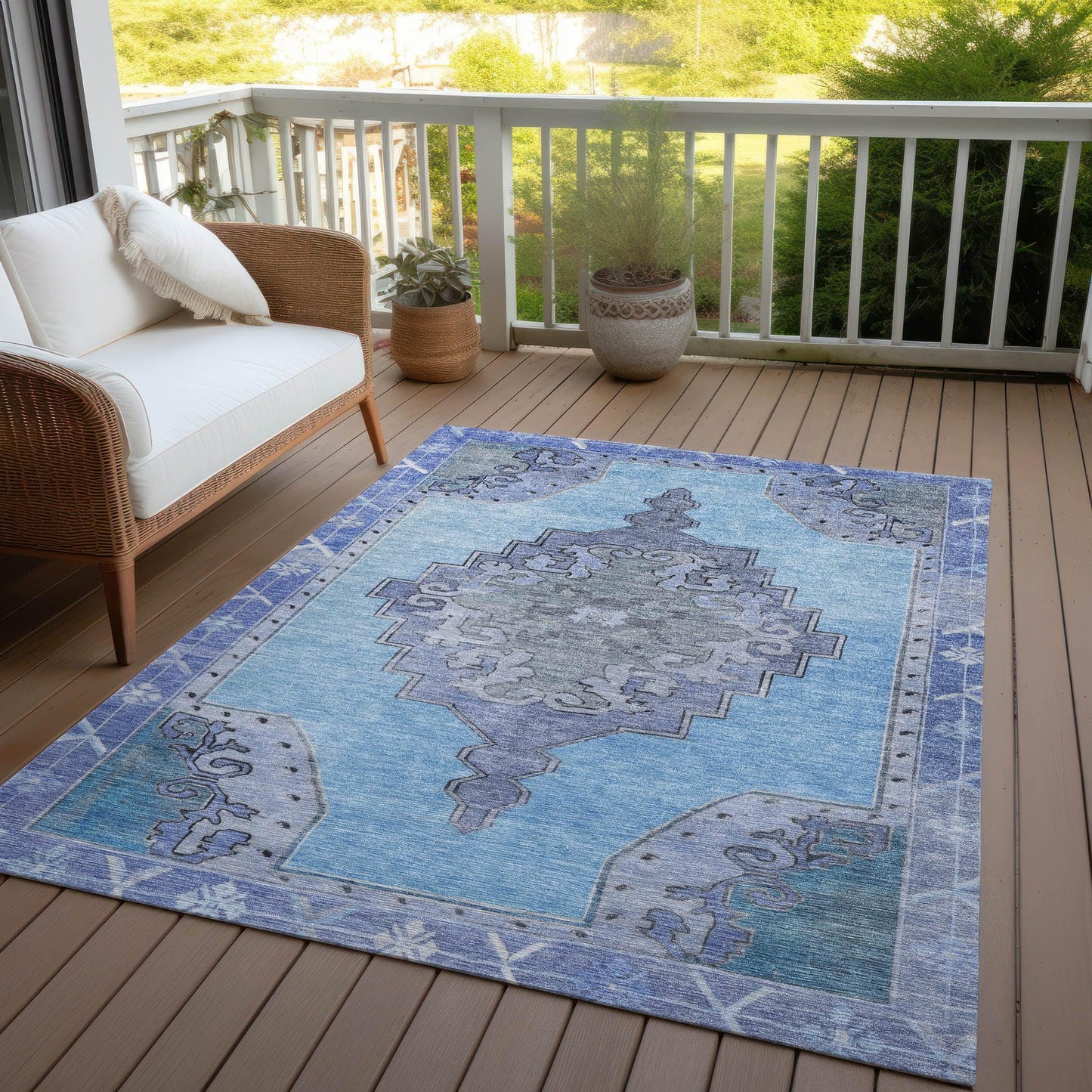 Haelion Blue Washable Indoor-Outdoor Rug