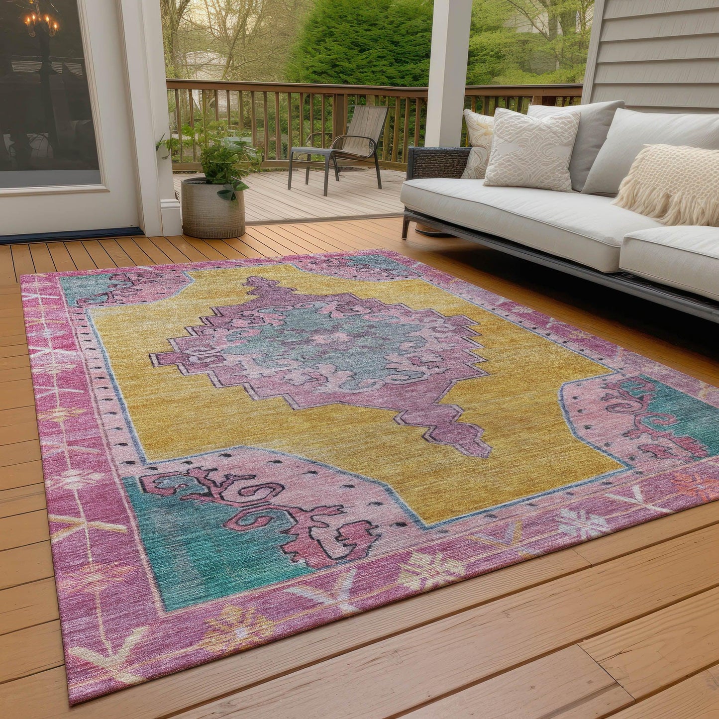 Haelion Gold Washable Indoor-Outdoor Rug