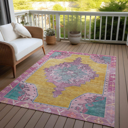 Haelion Gold Washable Indoor-Outdoor Rug