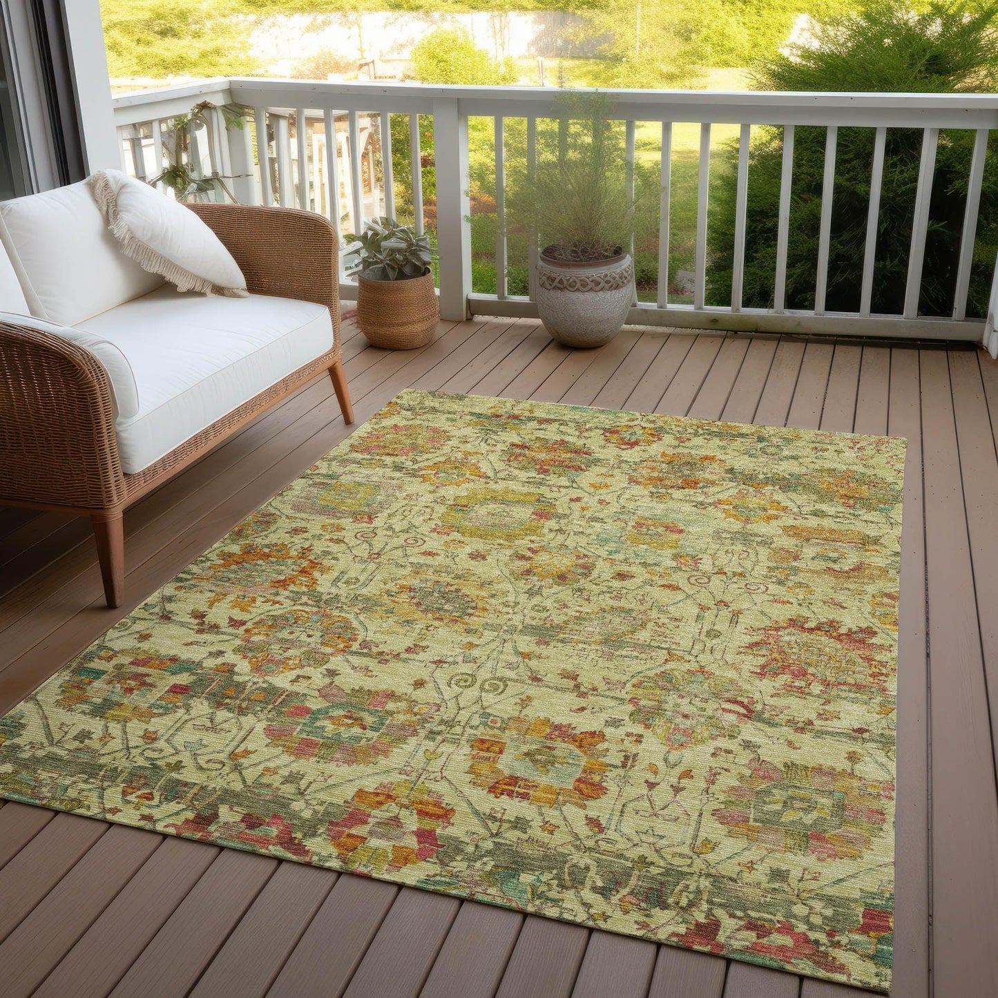 Haelira Gold Washable Indoor-Outdoor Rug