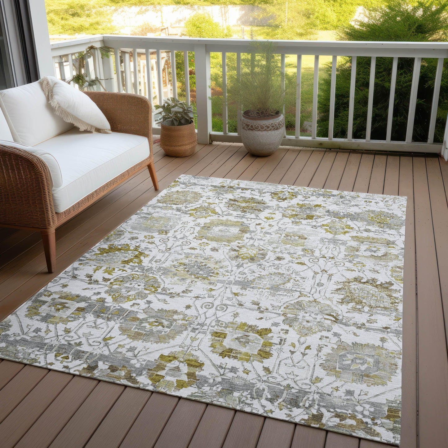 Haelira Linen Washable Indoor-Outdoor Rug