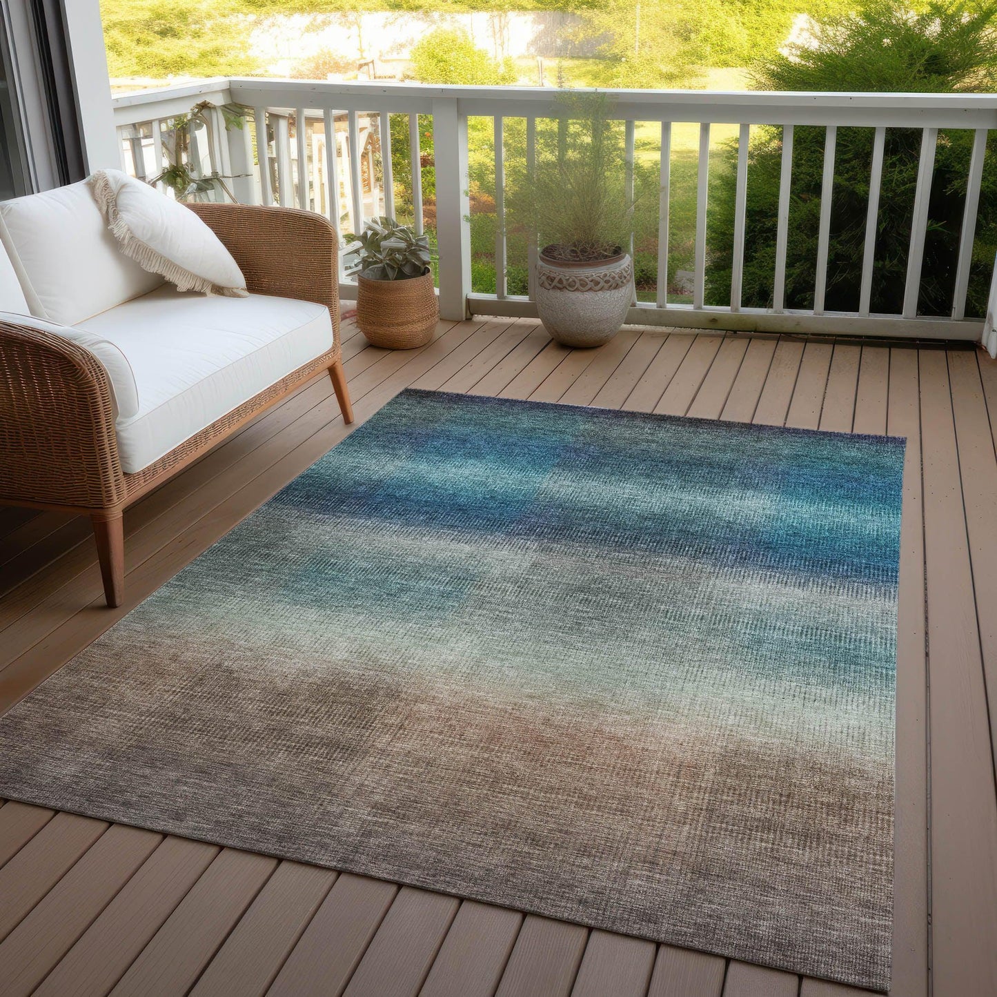Haelor Blue Washable Indoor-Outdoor Rug
