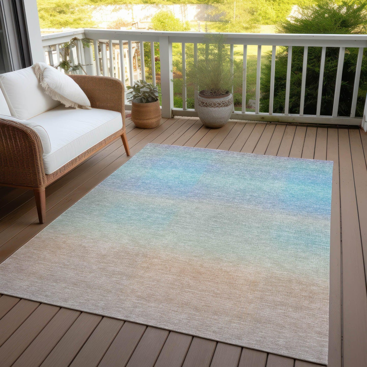 Haelor Sky Washable Indoor-Outdoor Rug