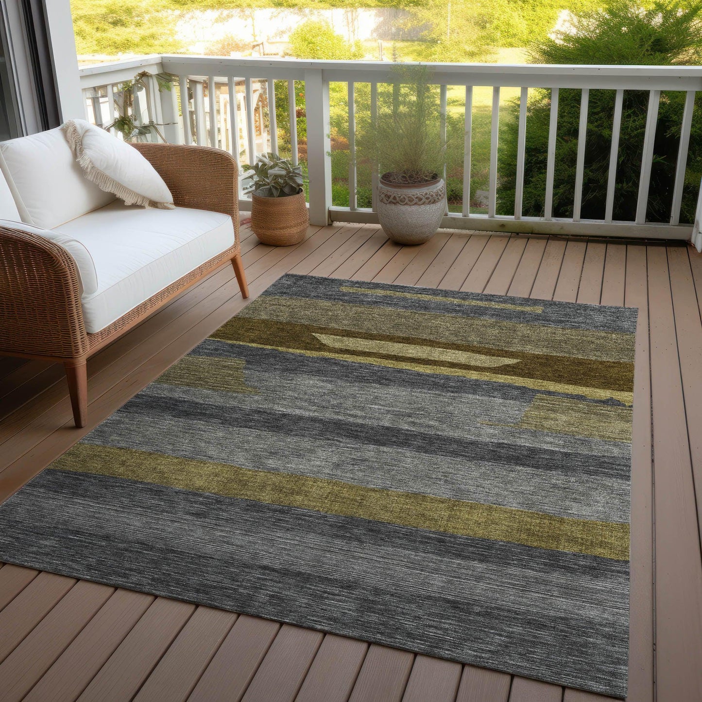 Haelora Gray Washable Indoor-Outdoor Rug