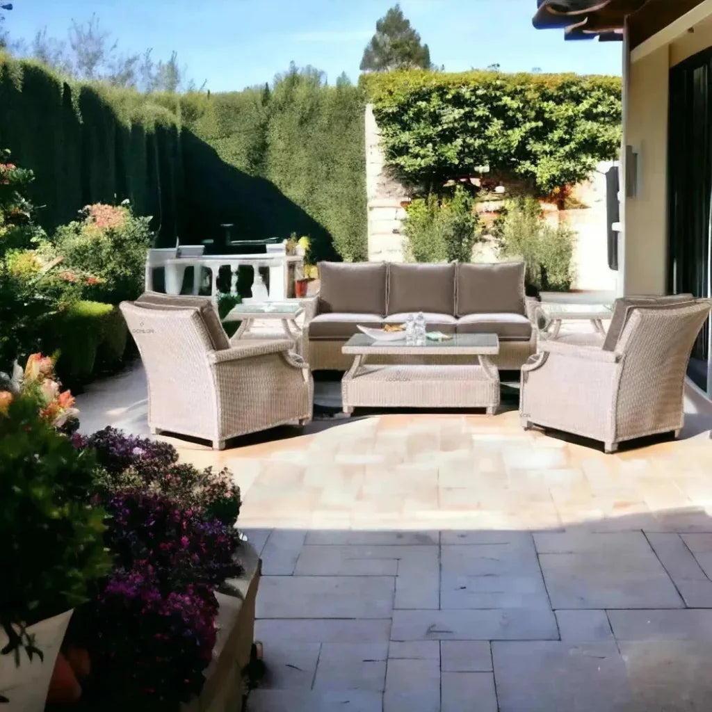 Hamptons Outdoor Furniture Wicker Lounge Chair-Outdoor Lounge Chairs-Lloyd Flanders-LOOMLAN