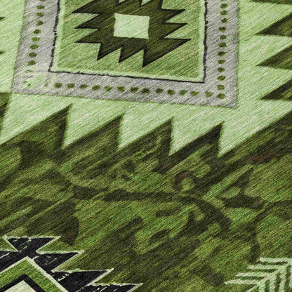 Jaelas Green Washable Indoor-Outdoor Rug