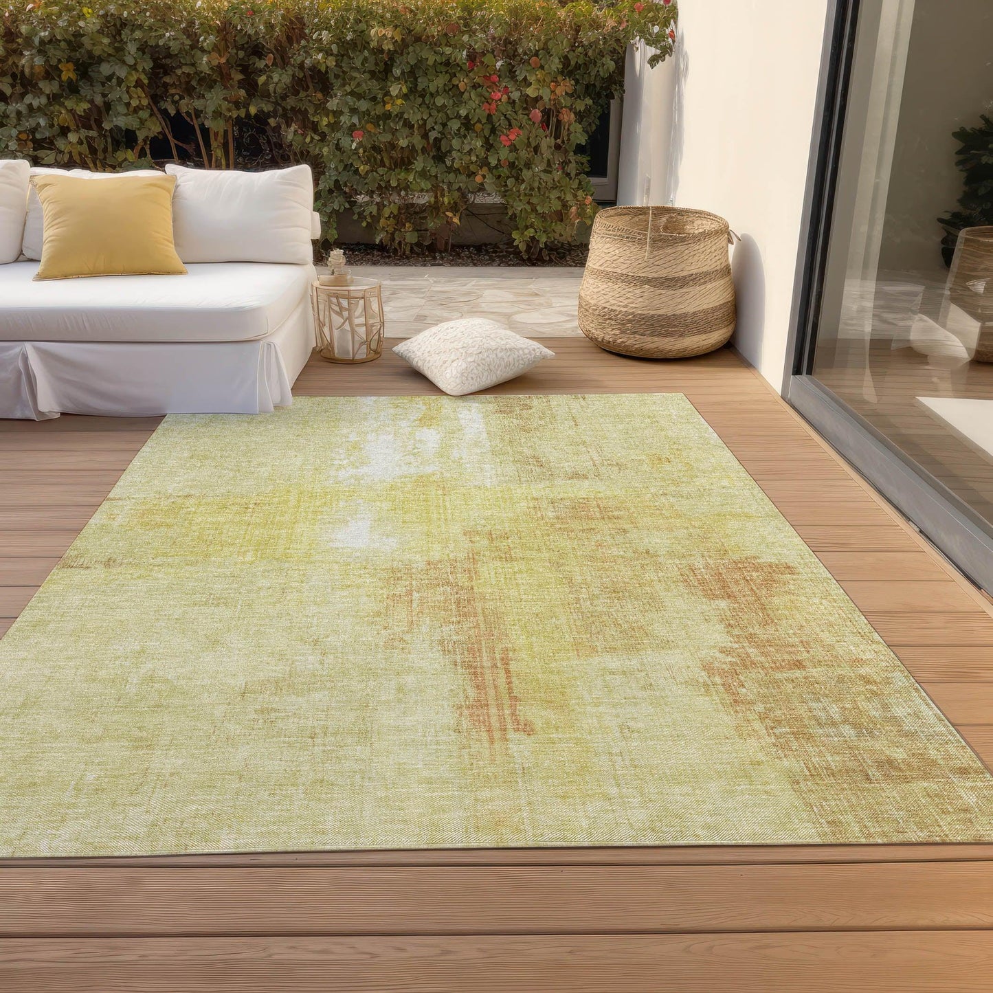 Jaelor Gold Washable Indoor-Outdoor Rug
