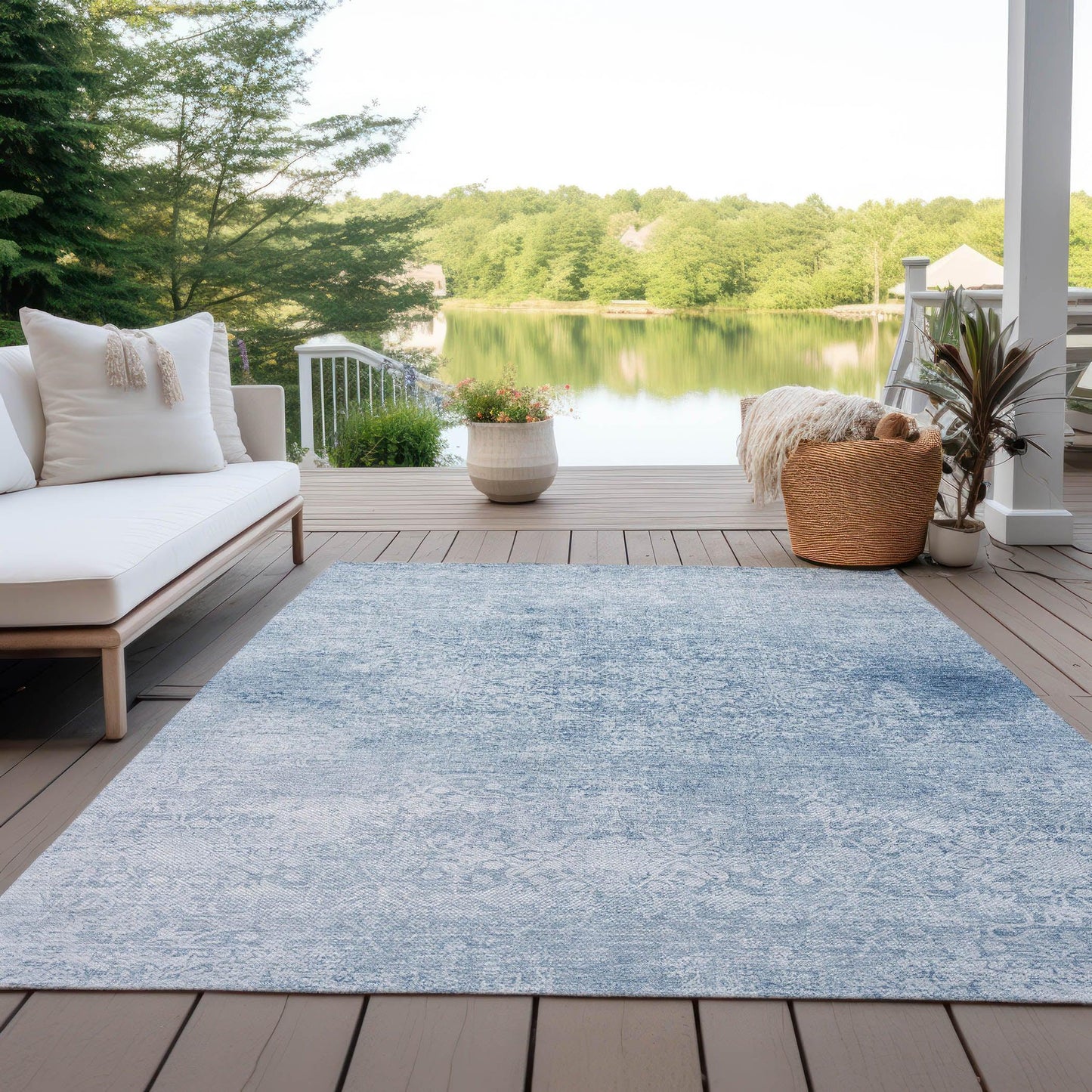 Kaelas Blue Washable Indoor-Outdoor Rug