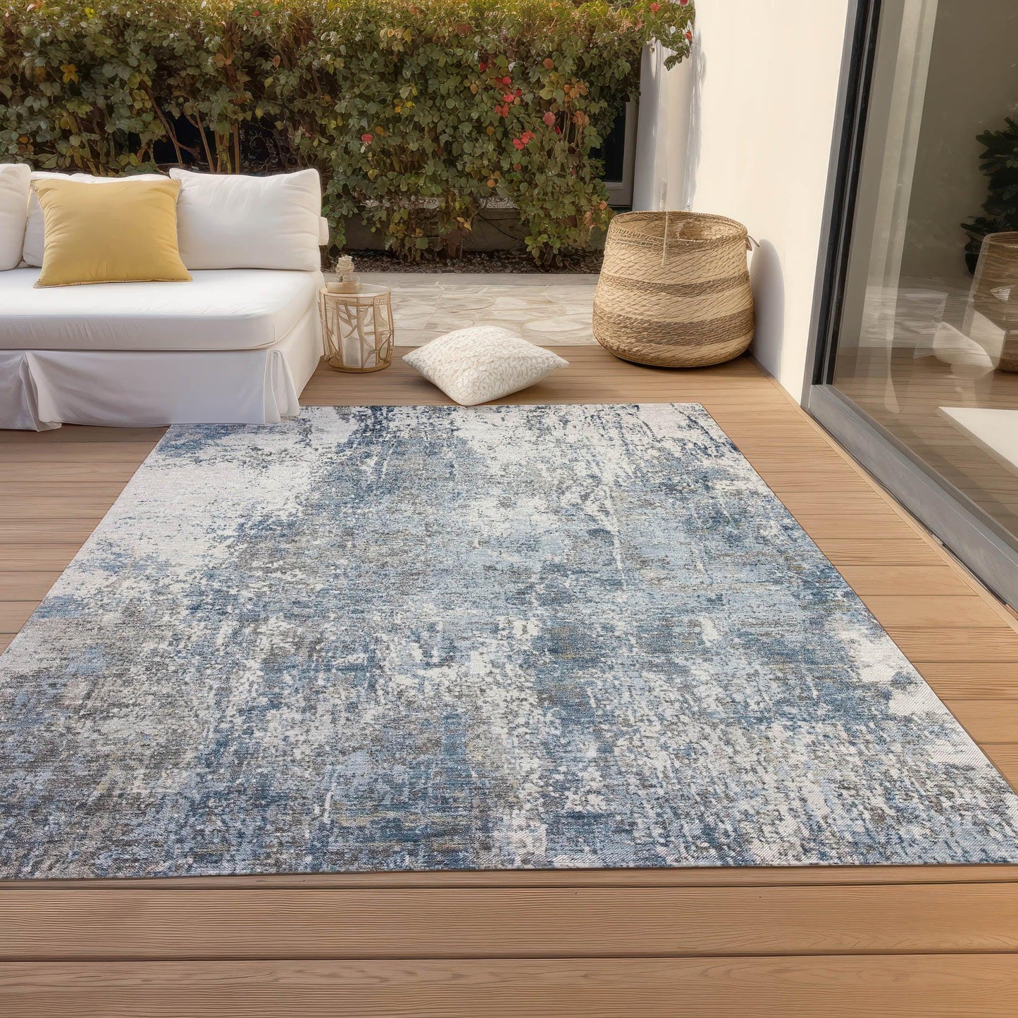 Kaelion Blue Washable Indoor-Outdoor Rug