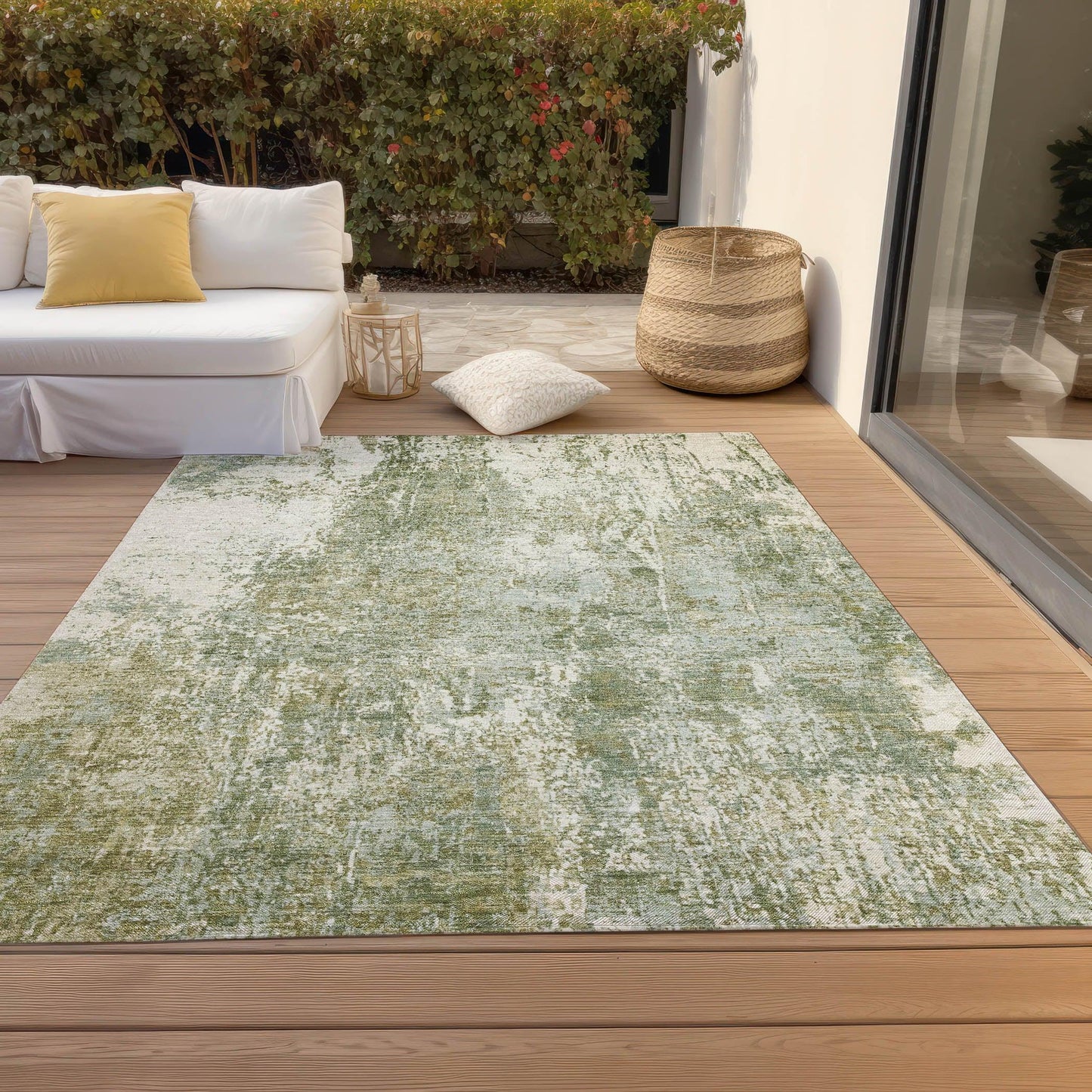 Kaelion Green Washable Indoor-Outdoor Rug