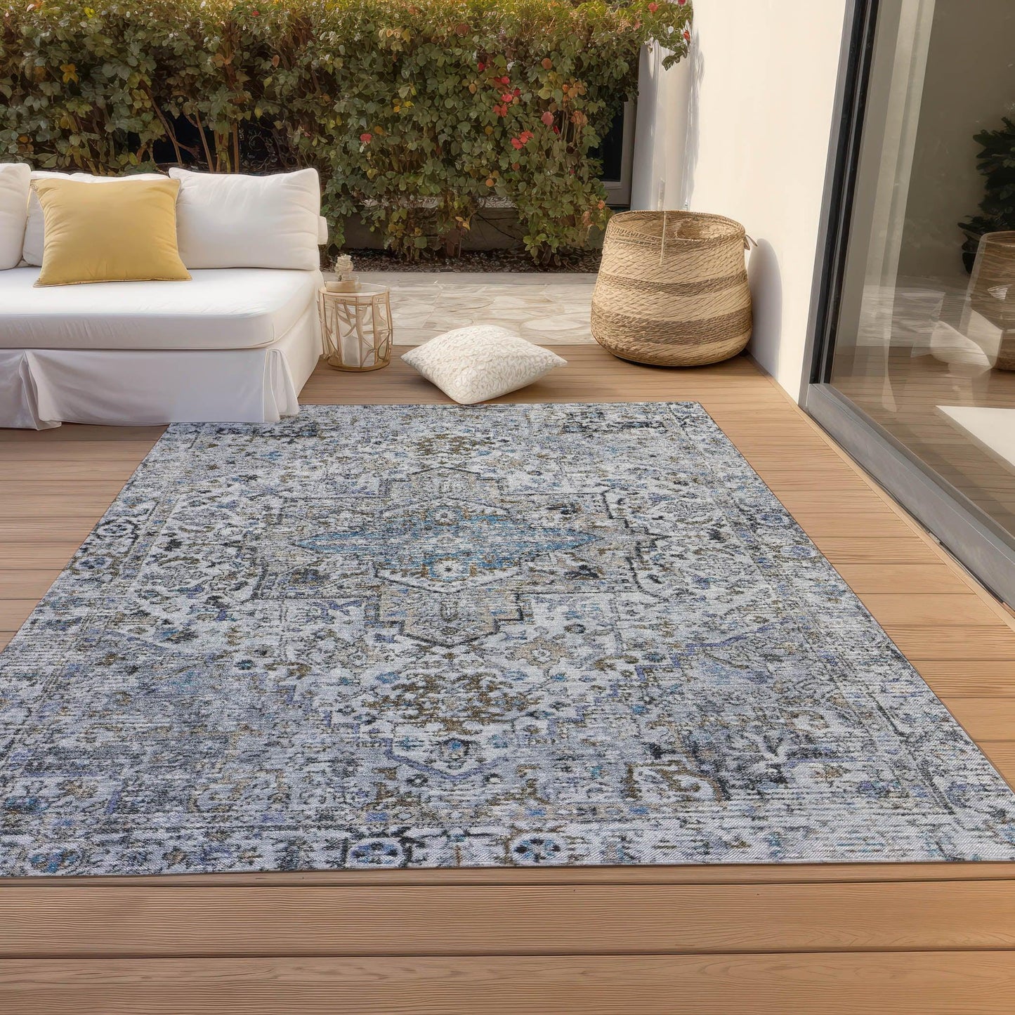 Kaelon Linen Washable Indoor-Outdoor Rug