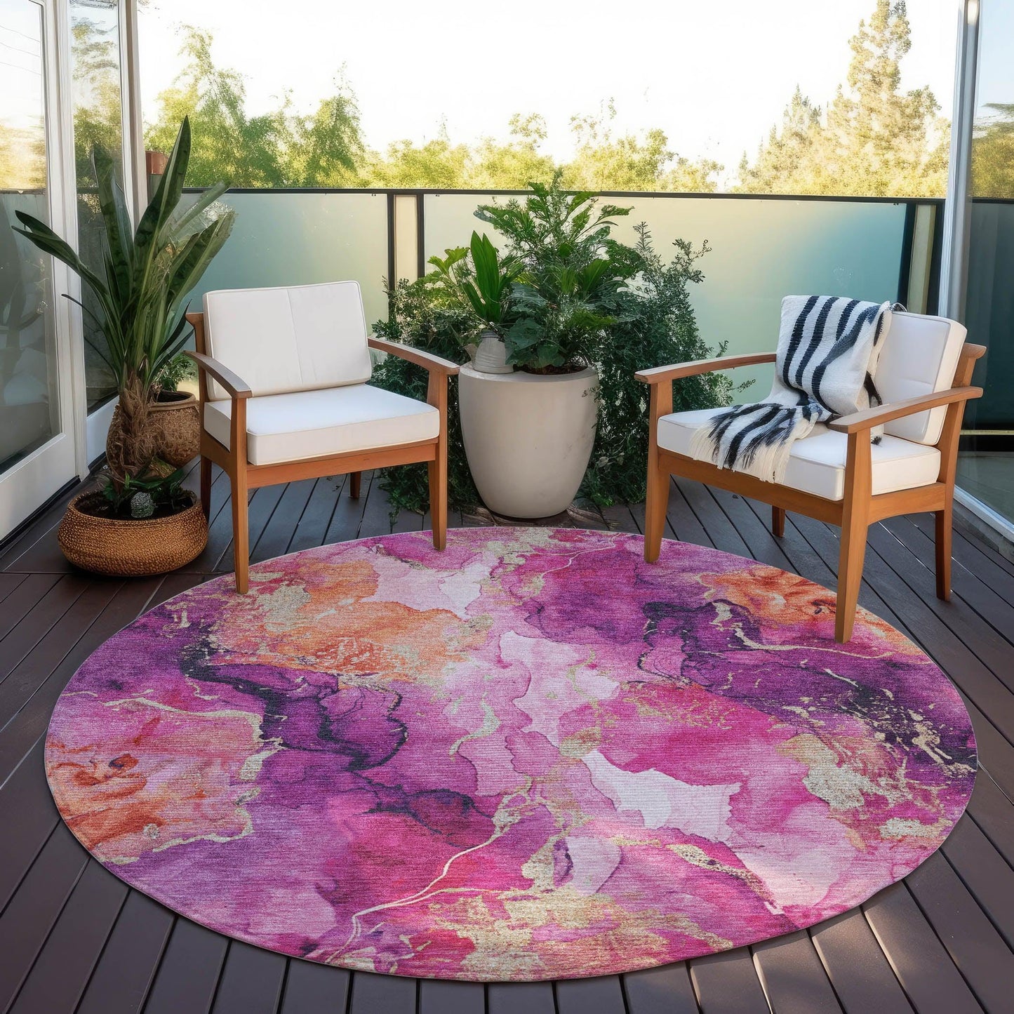 Naelain Red Washable Indoor-Outdoor Rug