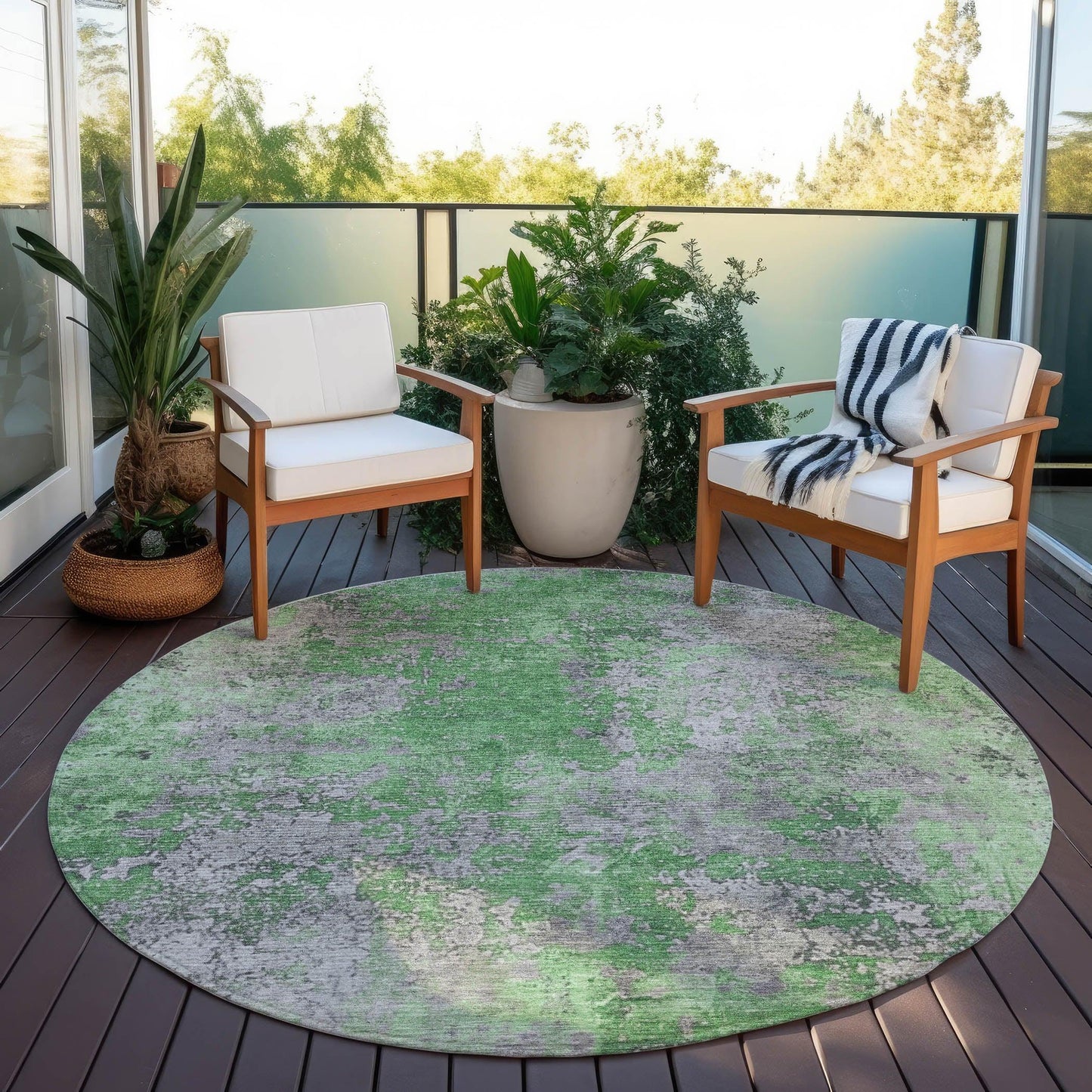 Naelira Green Washable Indoor-Outdoor Rug