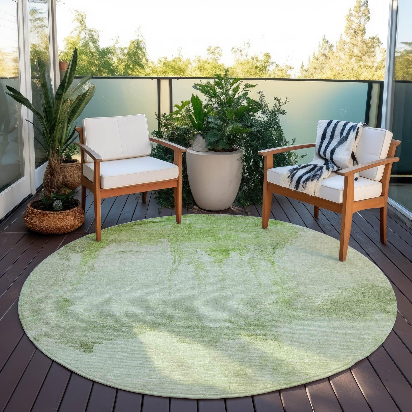 Naelon Green Washable Indoor-Outdoor Rug