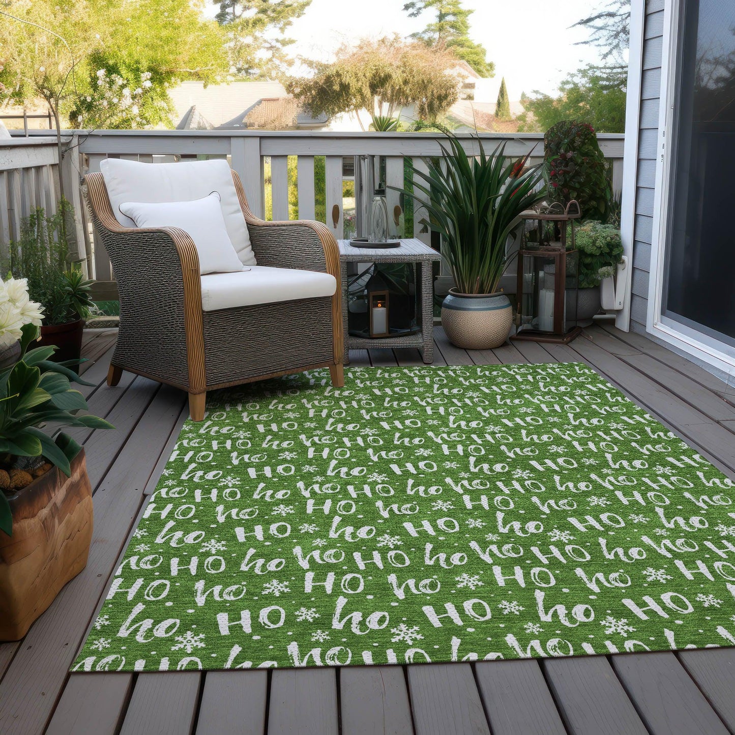 Paelon Green Washable Indoor-Outdoor Rug