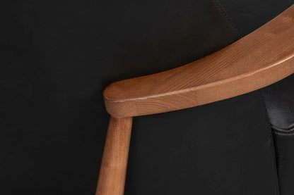 Pindar Traditional Leather Armchair - LOOMLAN - Sarreid - Club Chairs