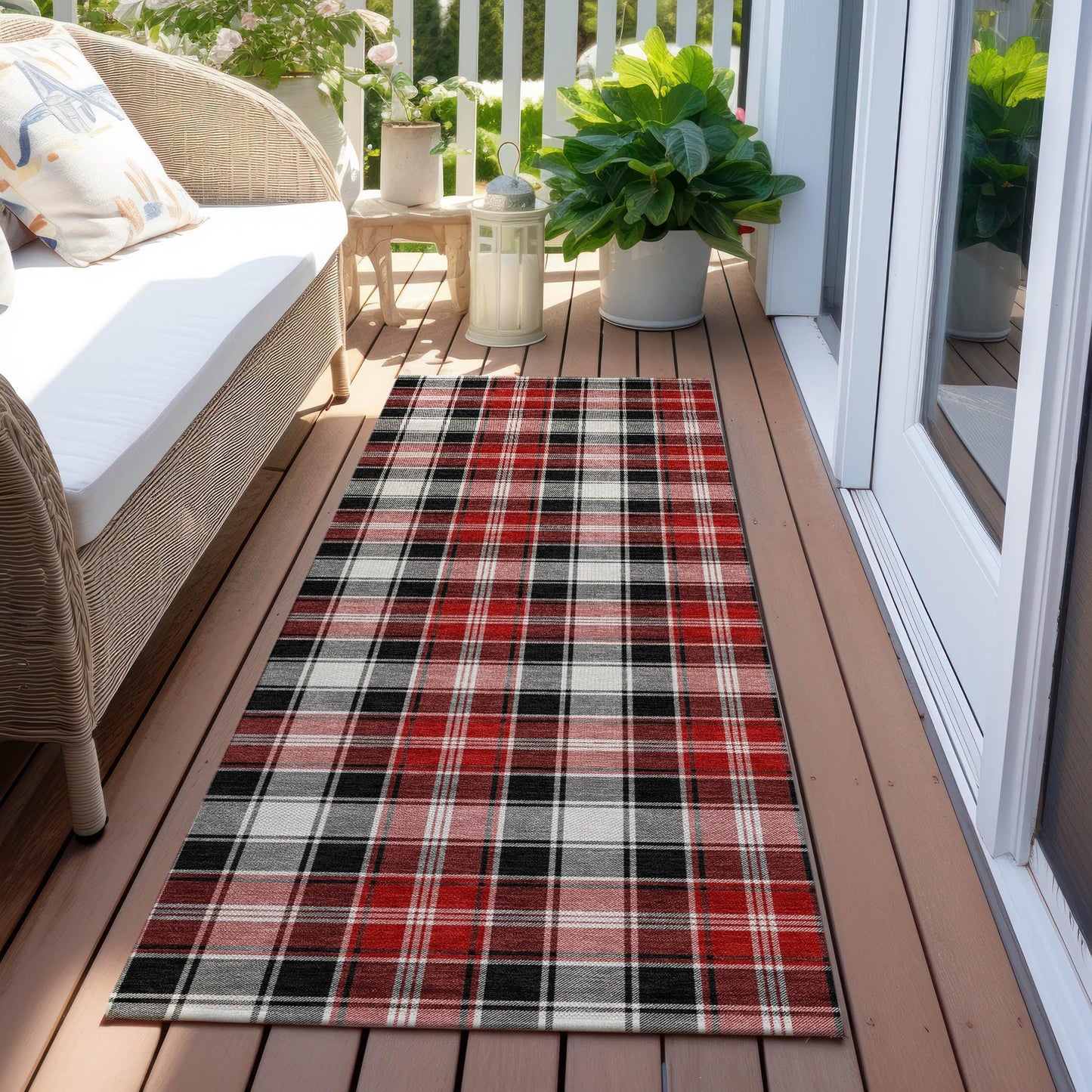 Quaanor Black Washable Indoor-Outdoor Rug