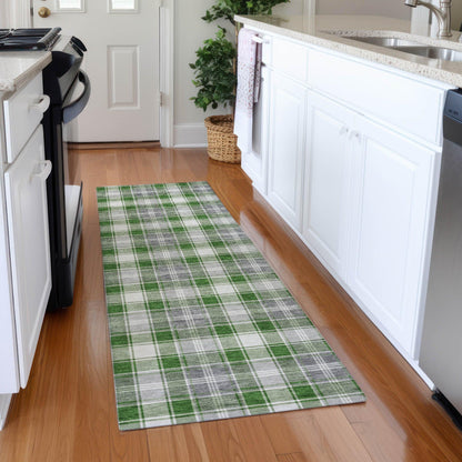 Quaanor Green Washable Indoor-Outdoor Rug