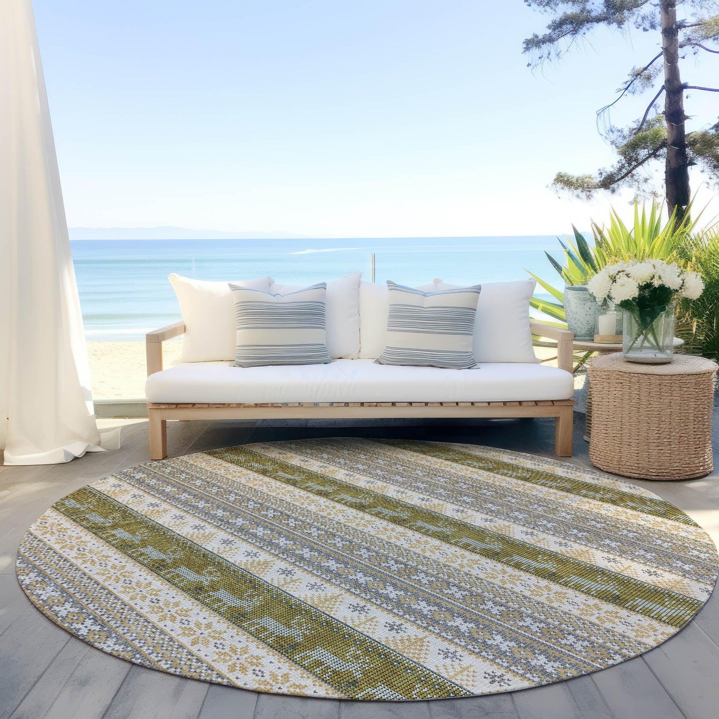 Quaara Gray Washable Indoor-Outdoor Rug