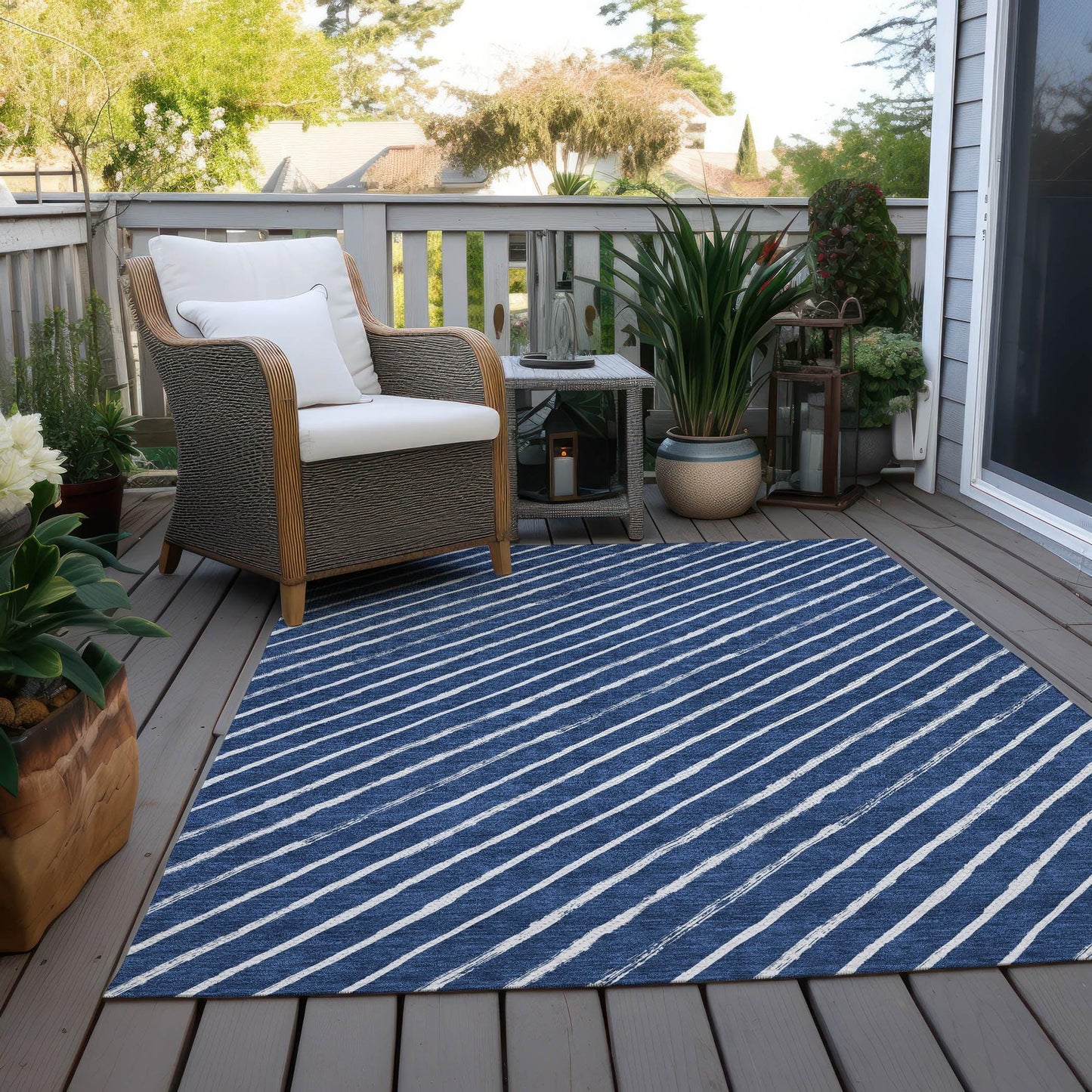Quaaris Blue Washable Indoor-Outdoor Rug