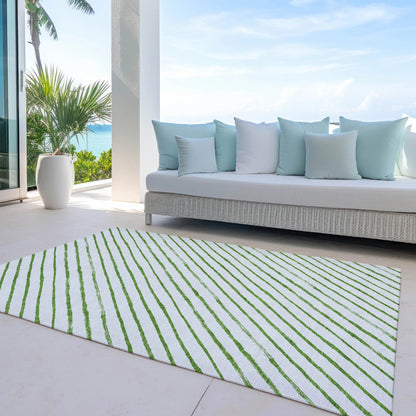 Quaaris Green Washable Indoor-Outdoor Rug