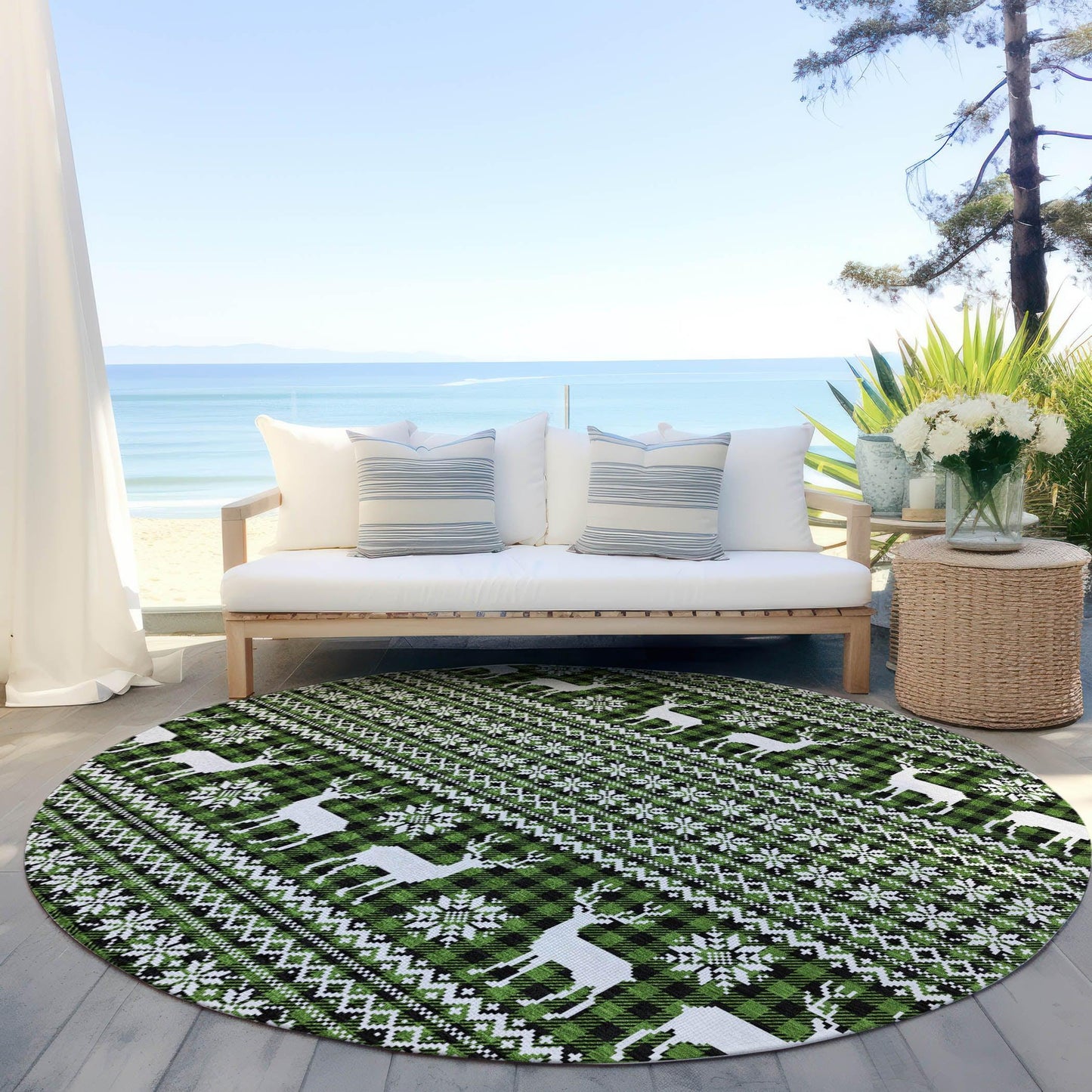 Quaas Cactus Washable Indoor-Outdoor Rug
