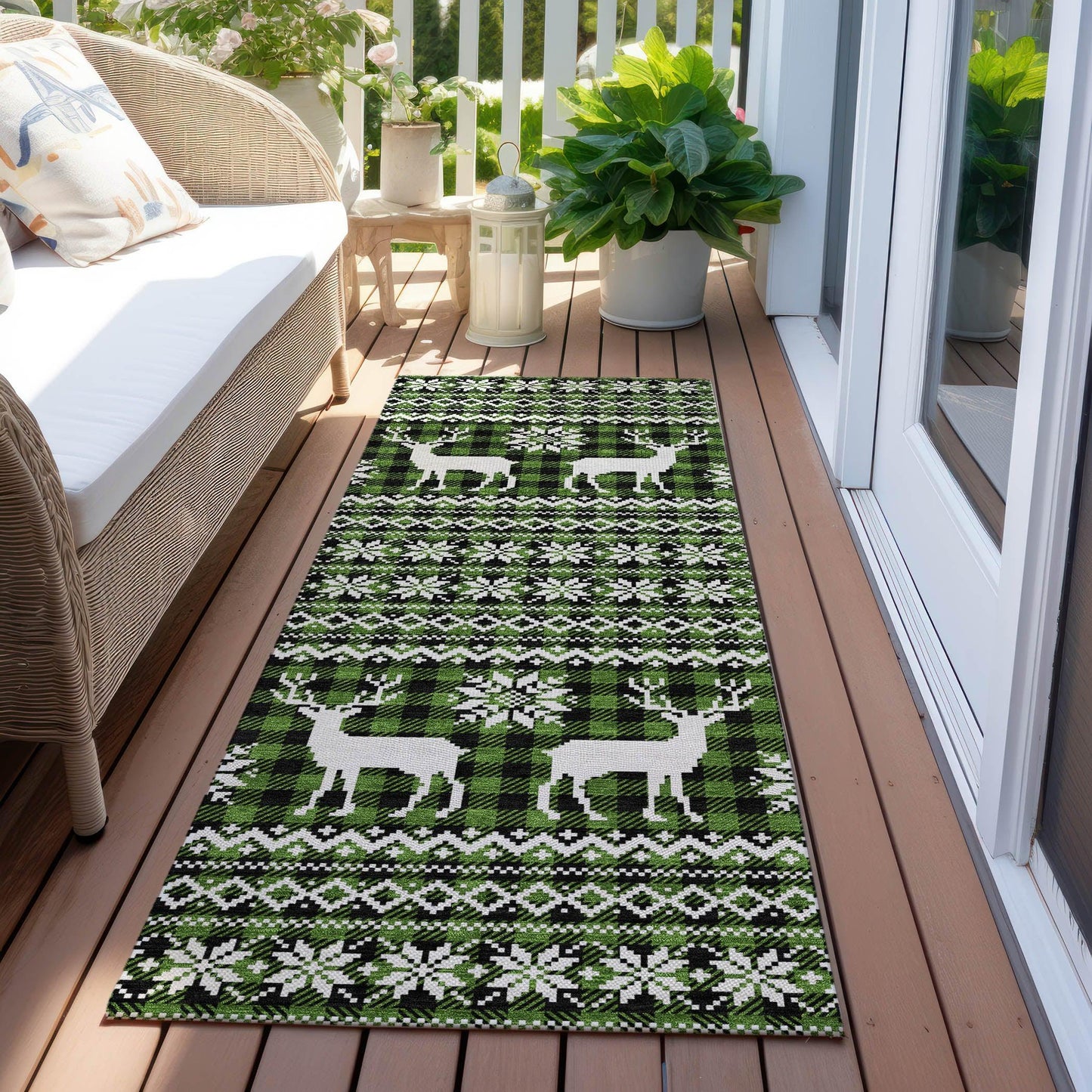 Quaas Cactus Washable Indoor-Outdoor Rug