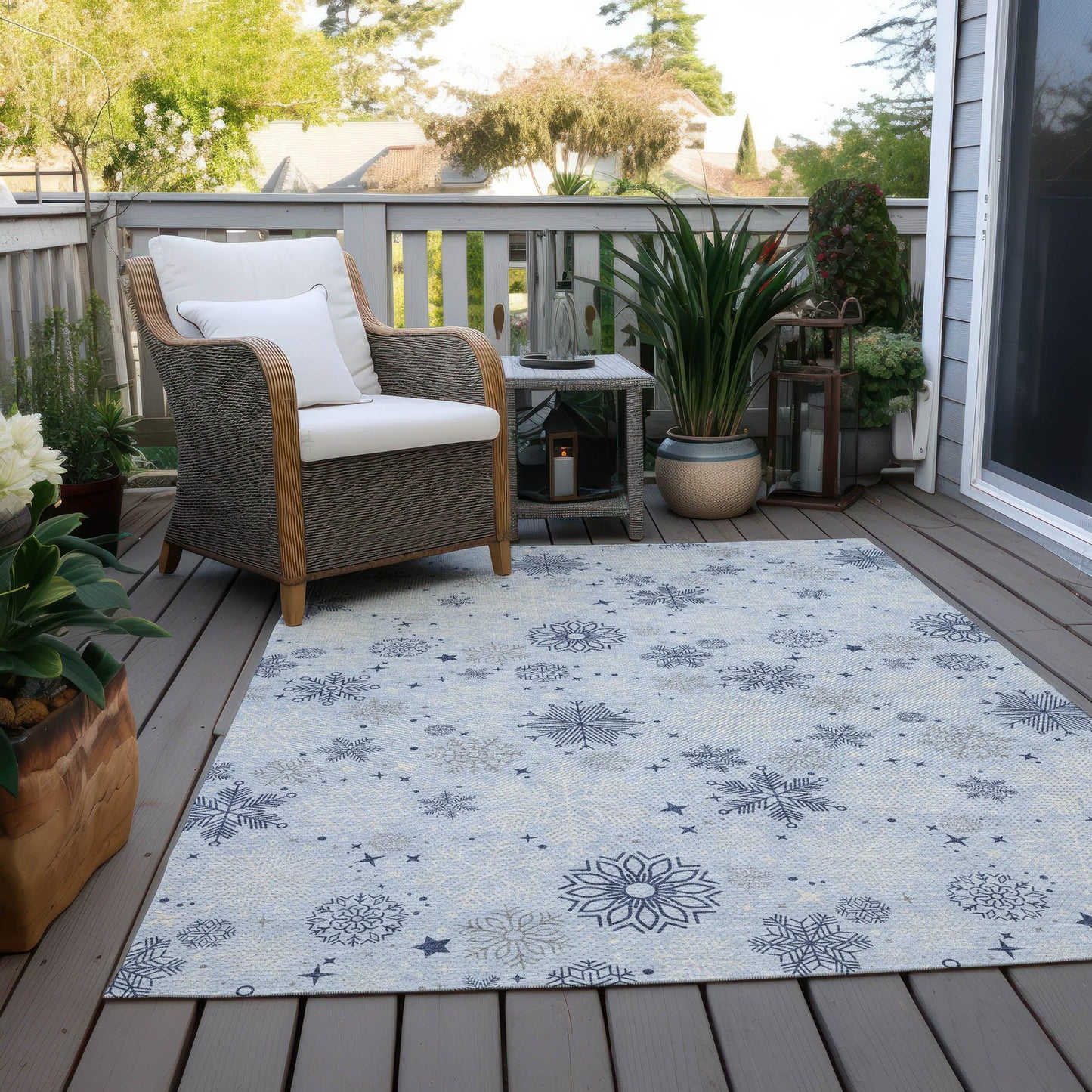 Quaon Blue Washable Indoor-Outdoor Rug