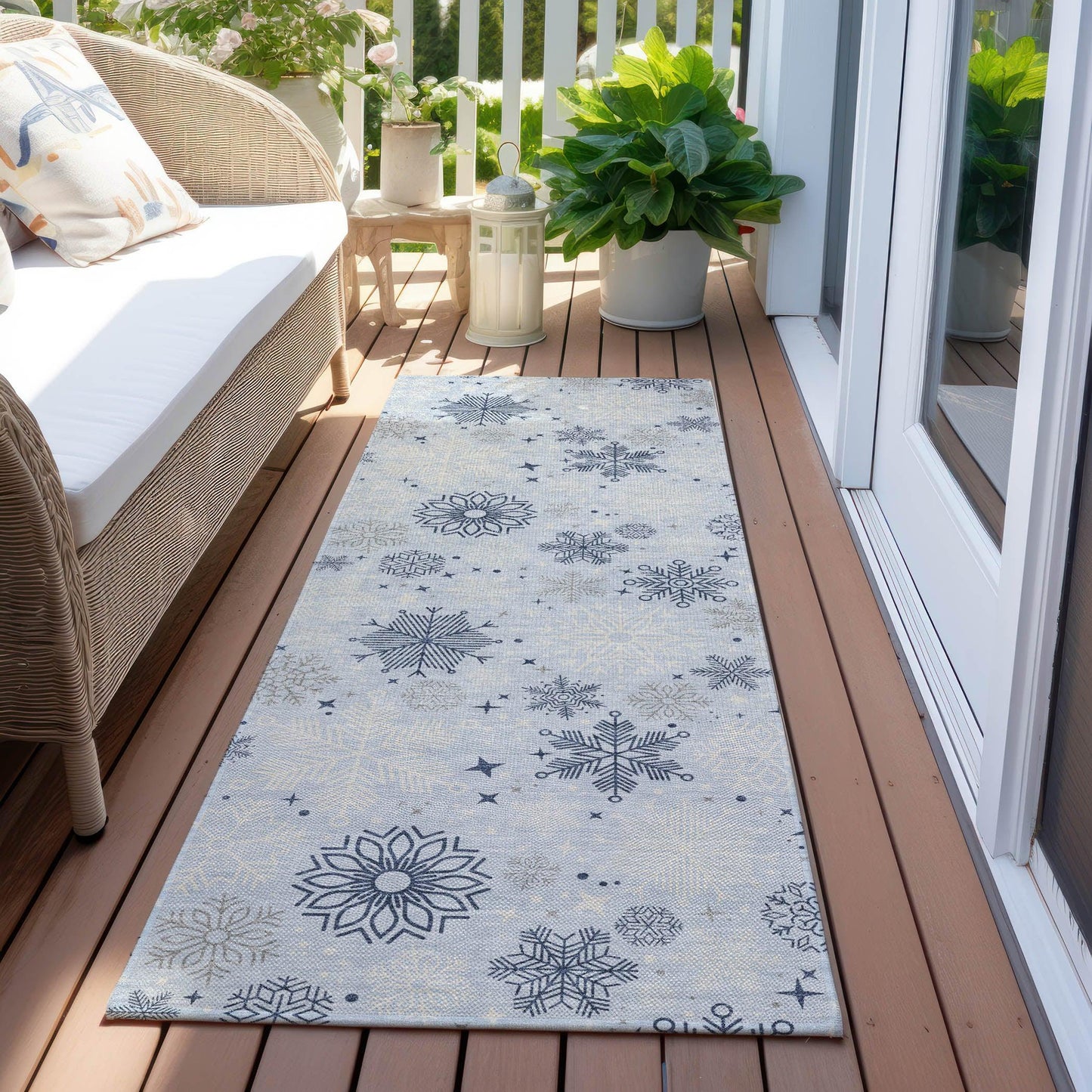 Quaon Blue Washable Indoor-Outdoor Rug