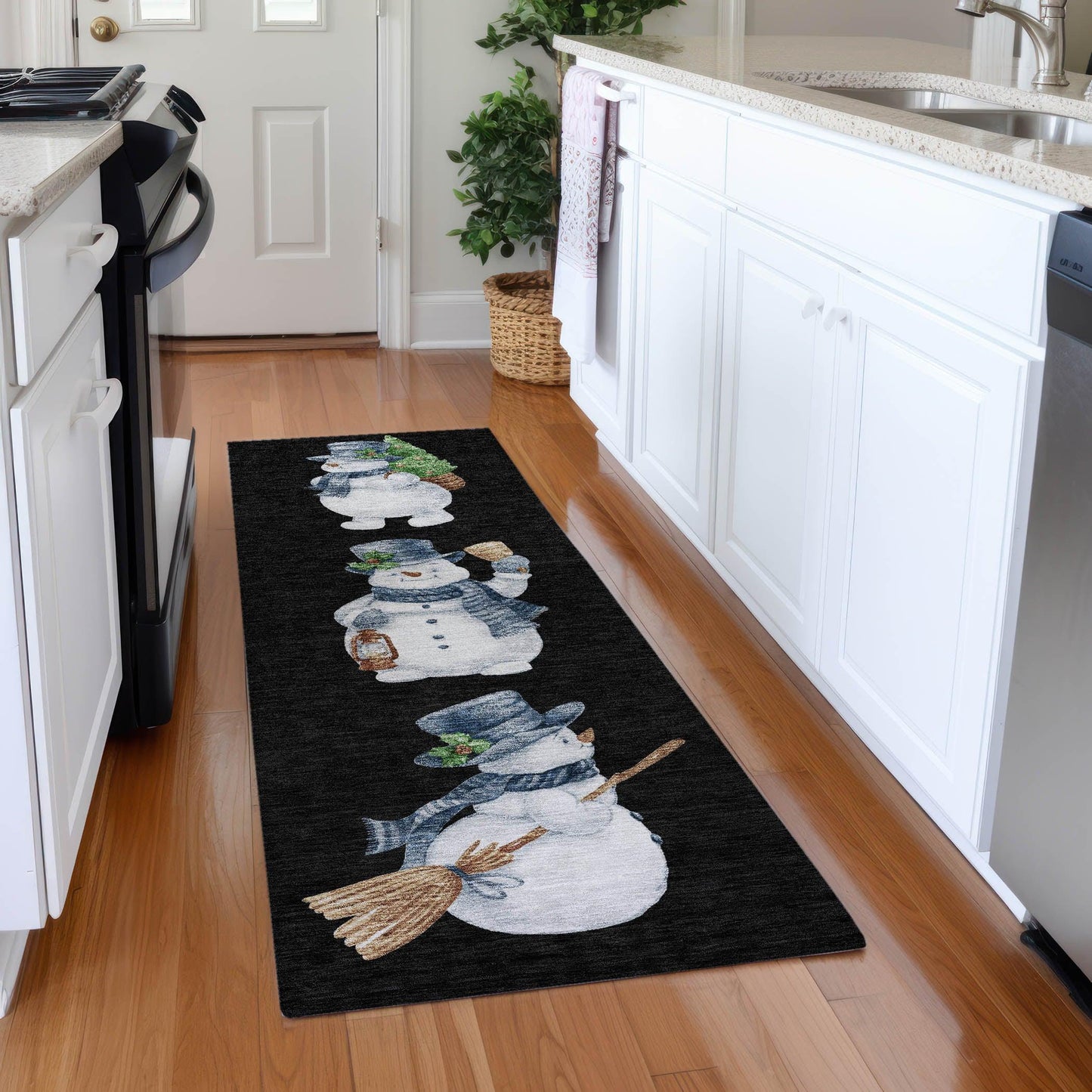 Raeanor Black Washable Indoor-Outdoor Rug