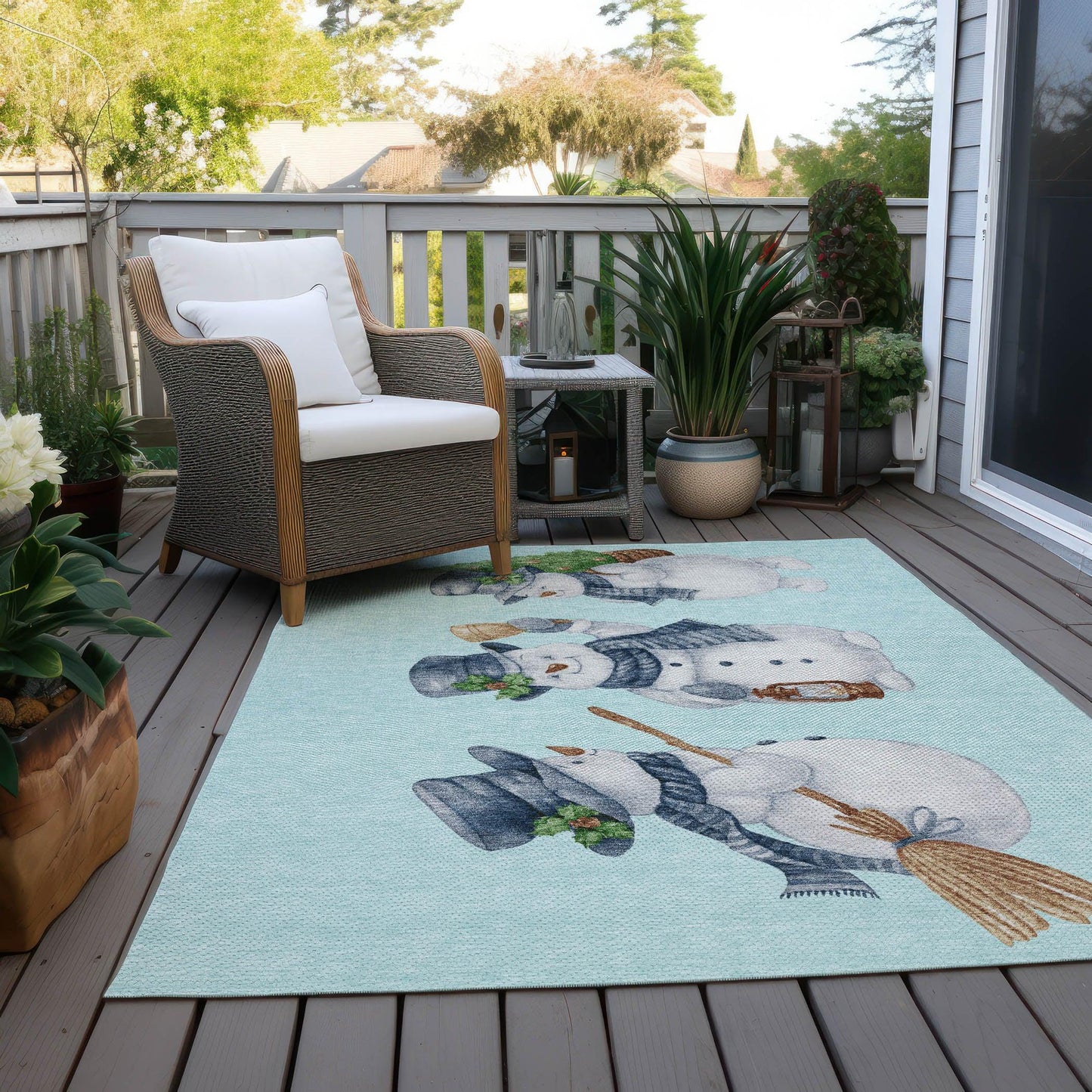 Raeanor Blue Washable Indoor-Outdoor Rug