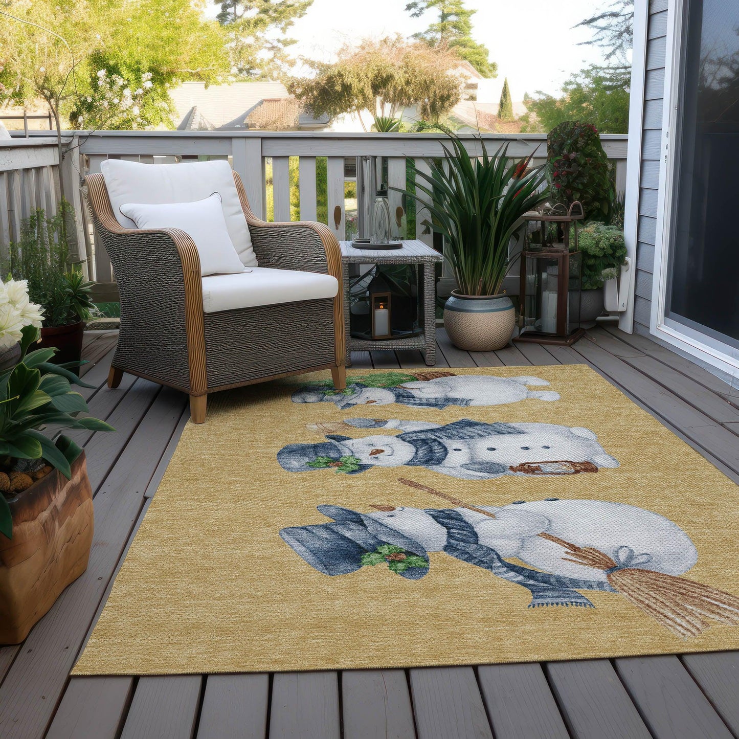 Raeanor Gold Washable Indoor-Outdoor Rug