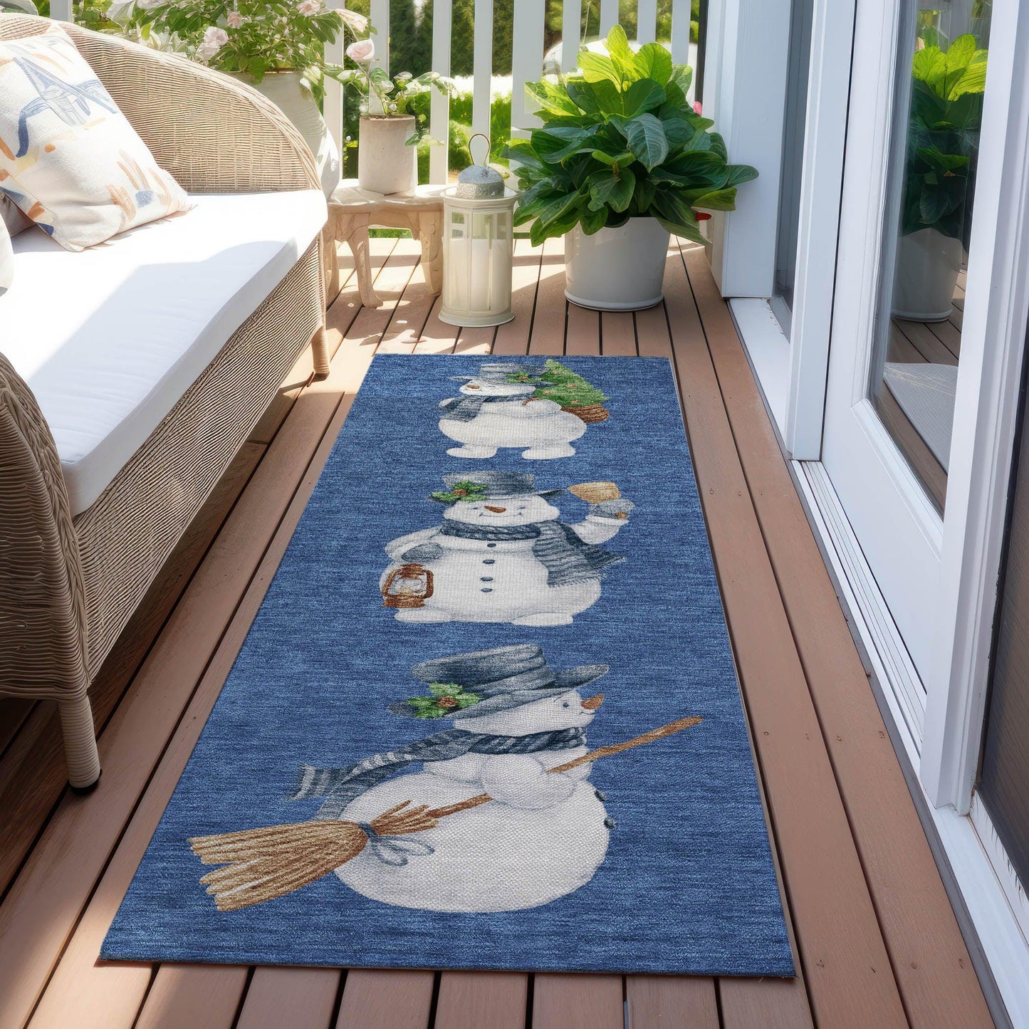 Raeanor Navy Washable Indoor-Outdoor Rug