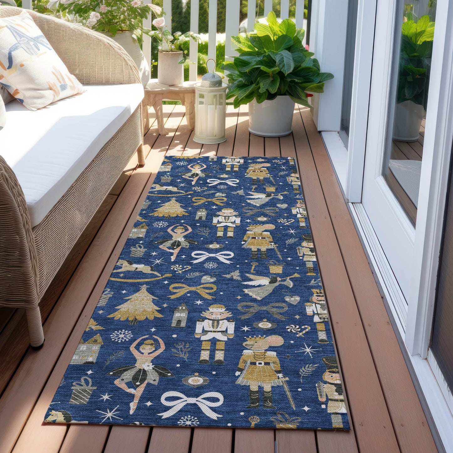 Raeara Blue Washable Indoor-Outdoor Rug